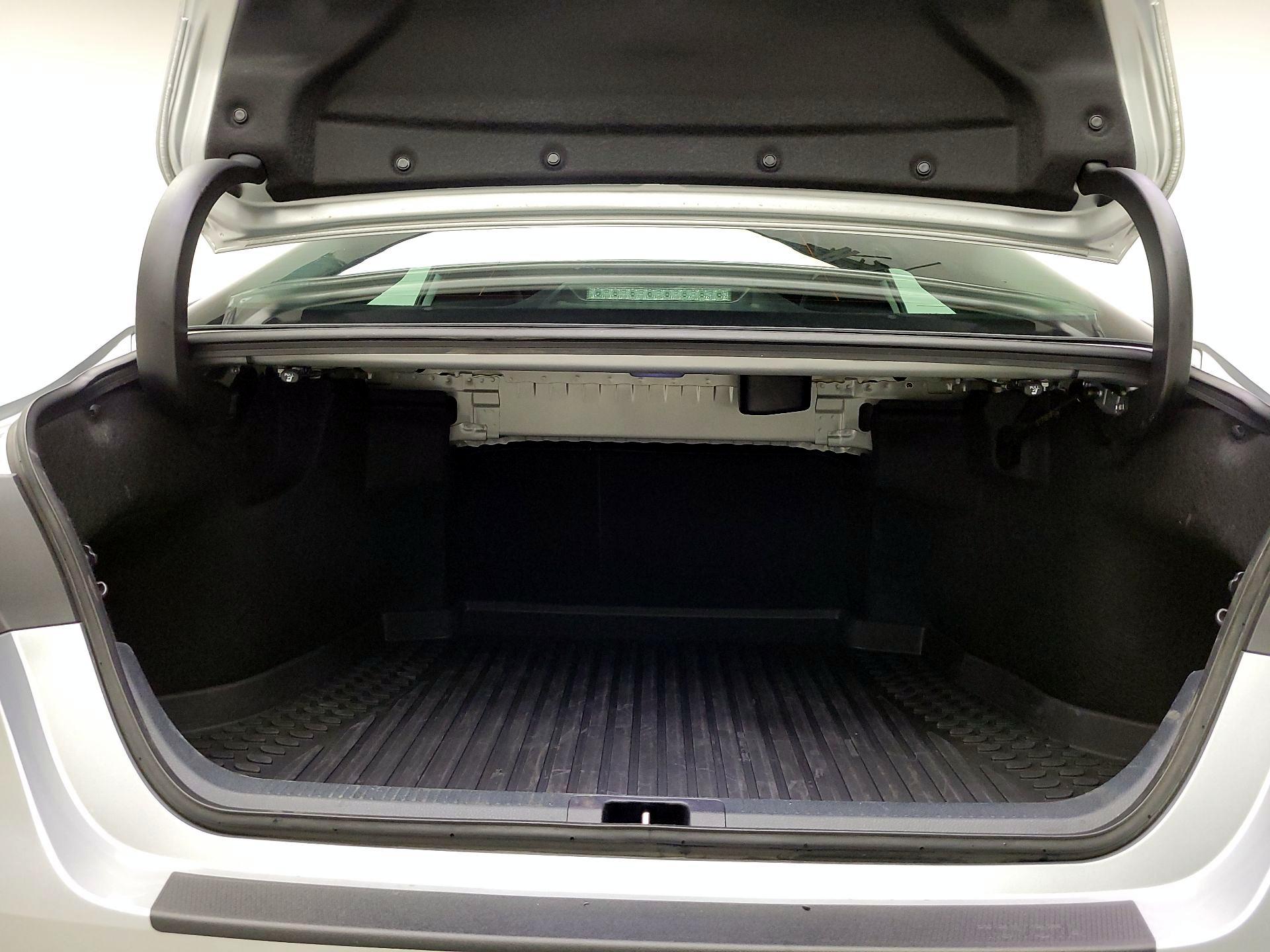 Thumbnail: 2024 Toyota Camry - 20