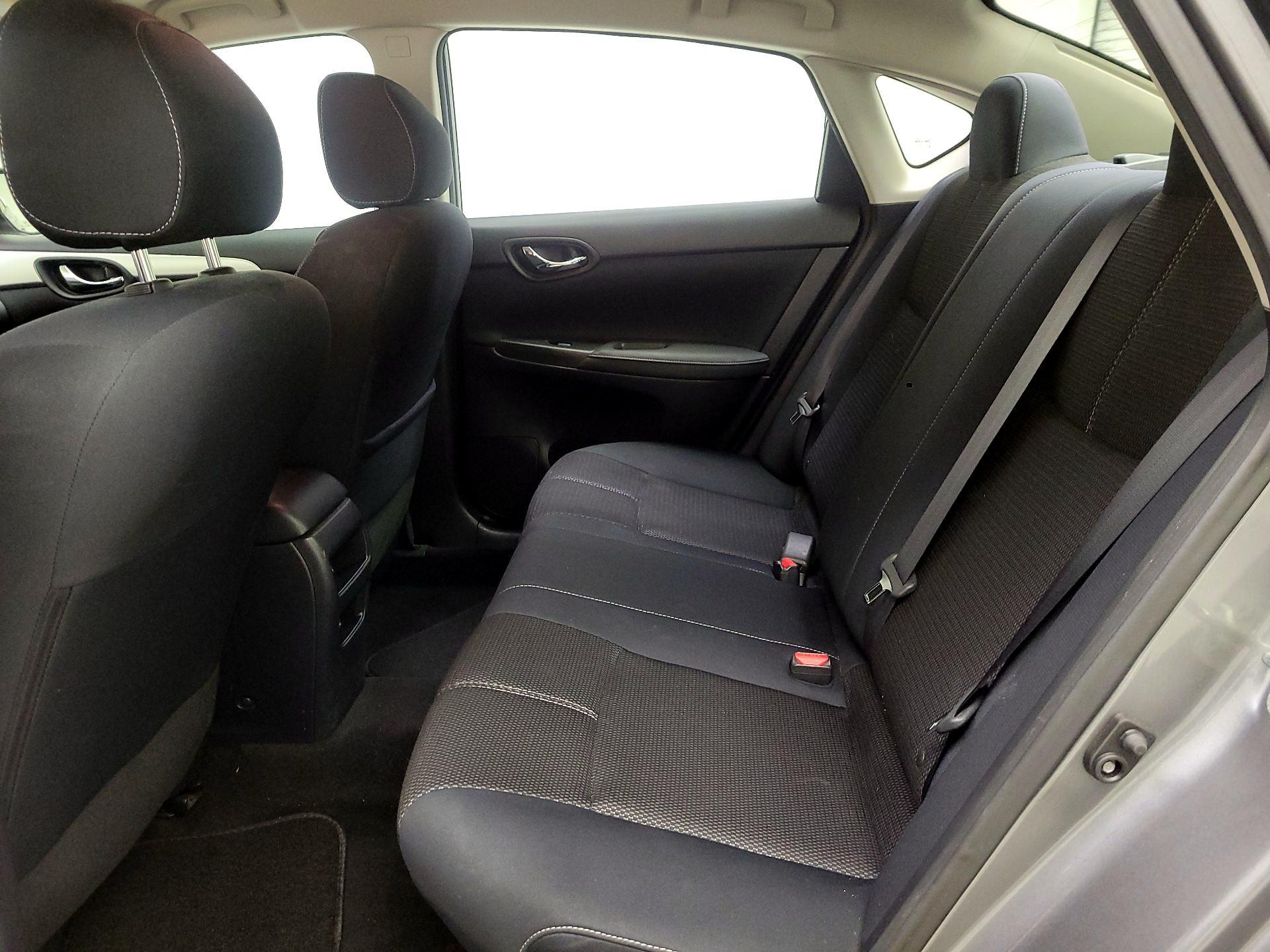 Thumbnail: 2017 Nissan Sentra - 18