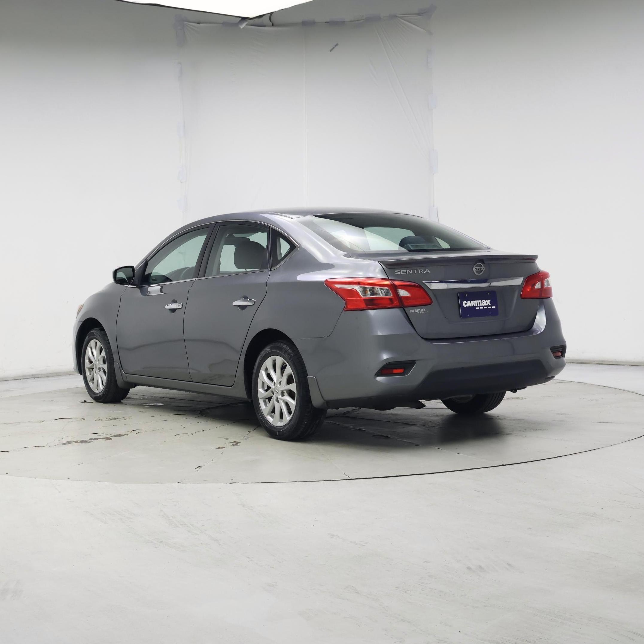 Thumbnail: 2017 Nissan Sentra - 2