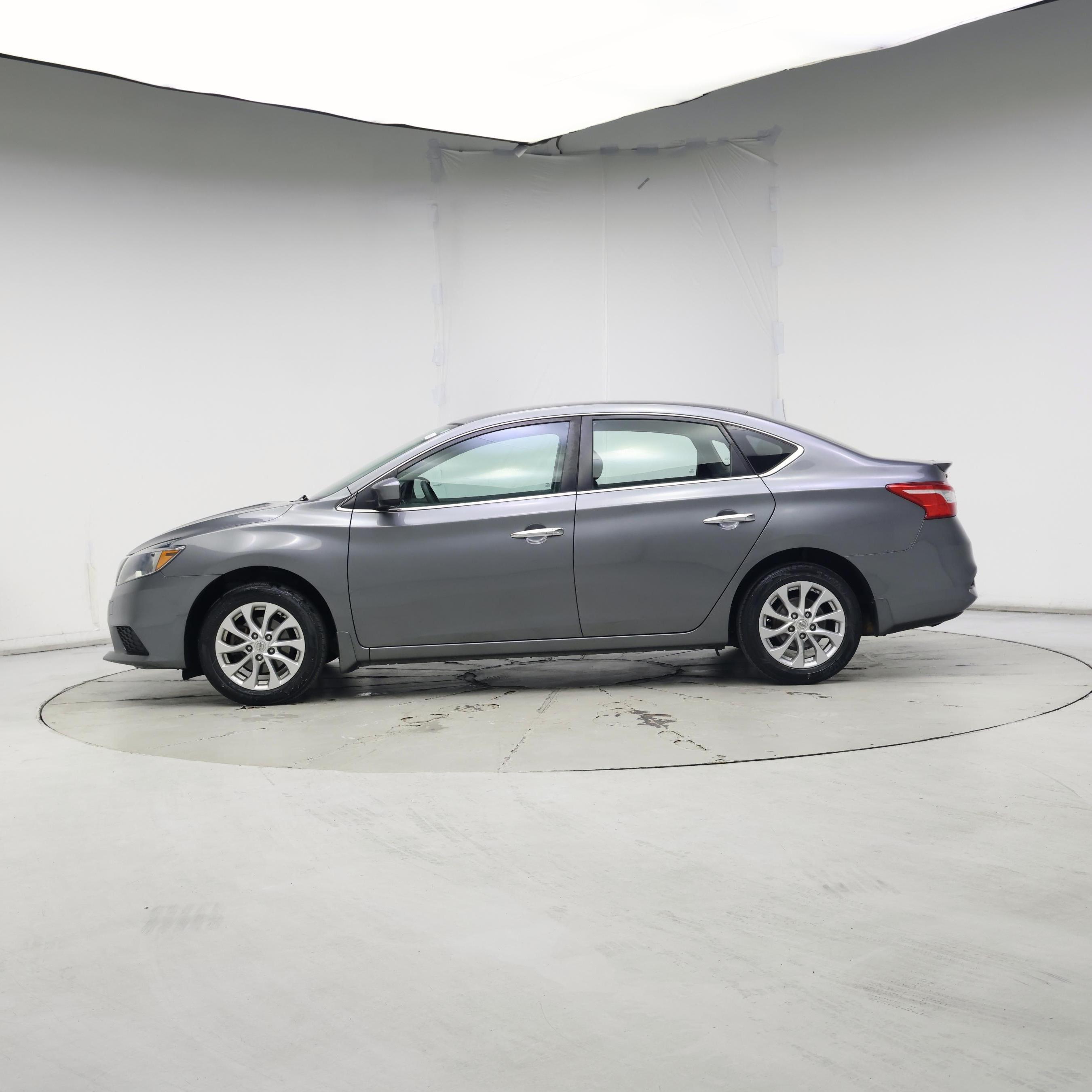 Thumbnail: 2017 Nissan Sentra - 3