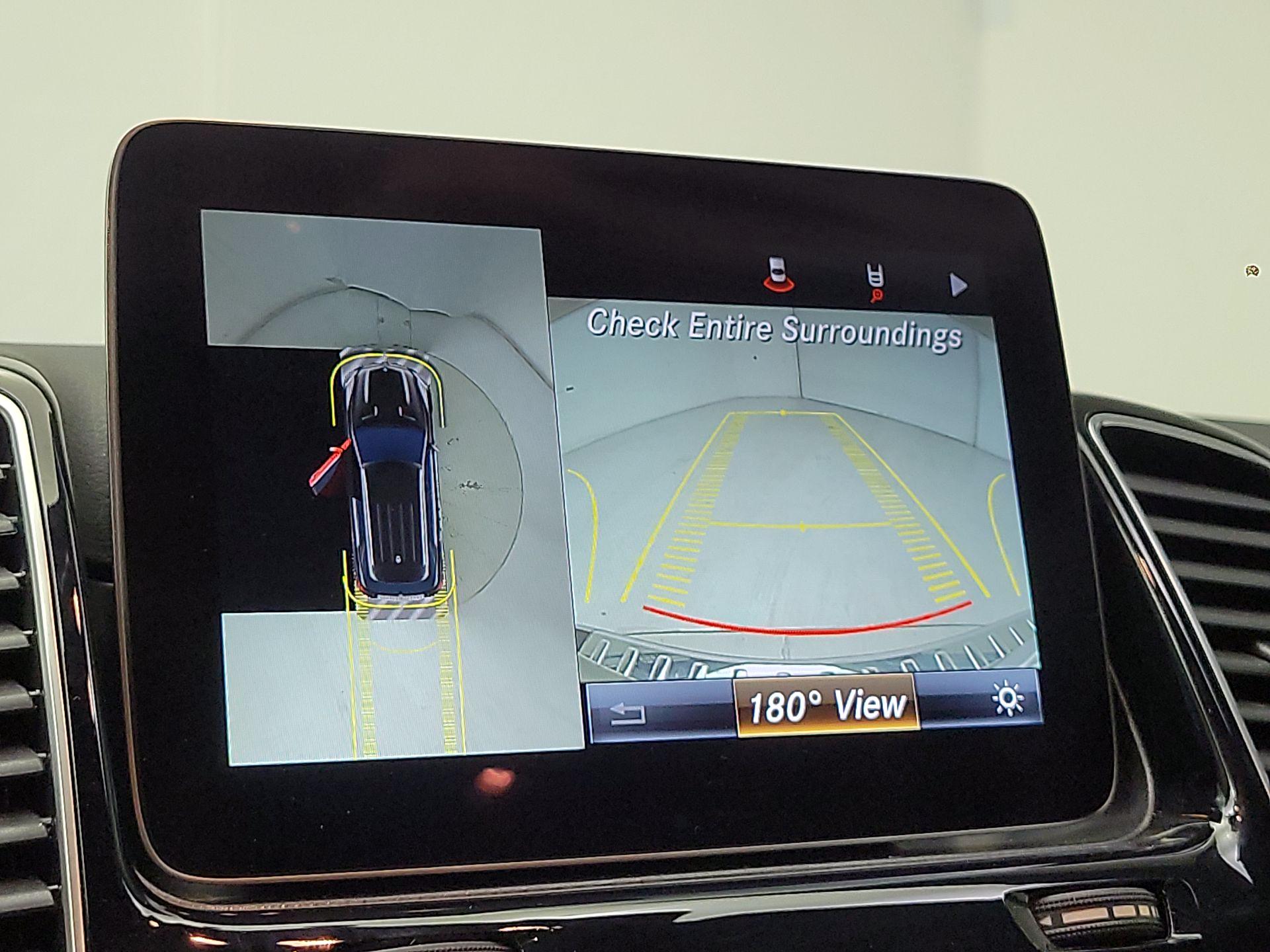 Thumbnail: 2016 Mercedes-Benz GLE - 15