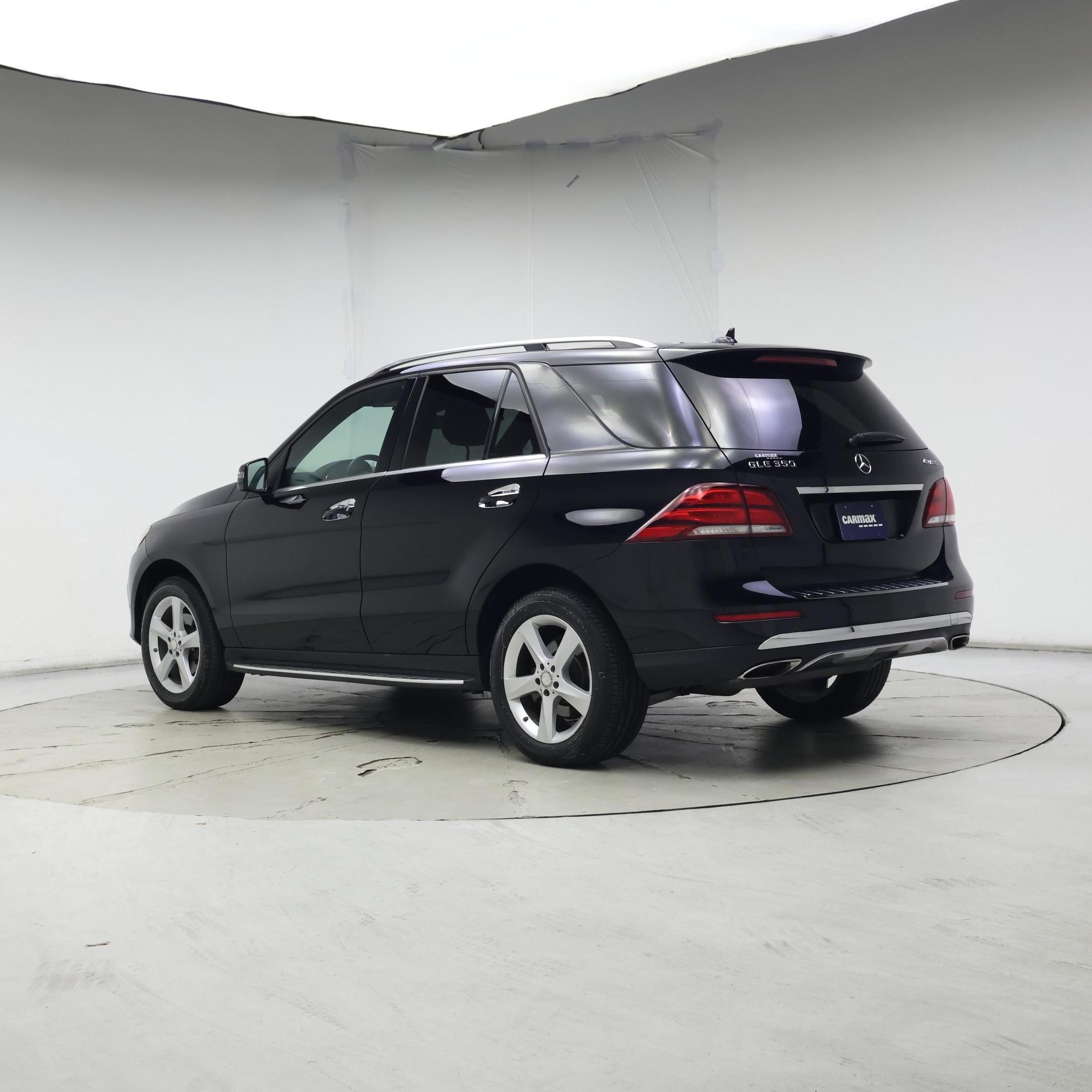 Thumbnail: 2016 Mercedes-Benz GLE - 2