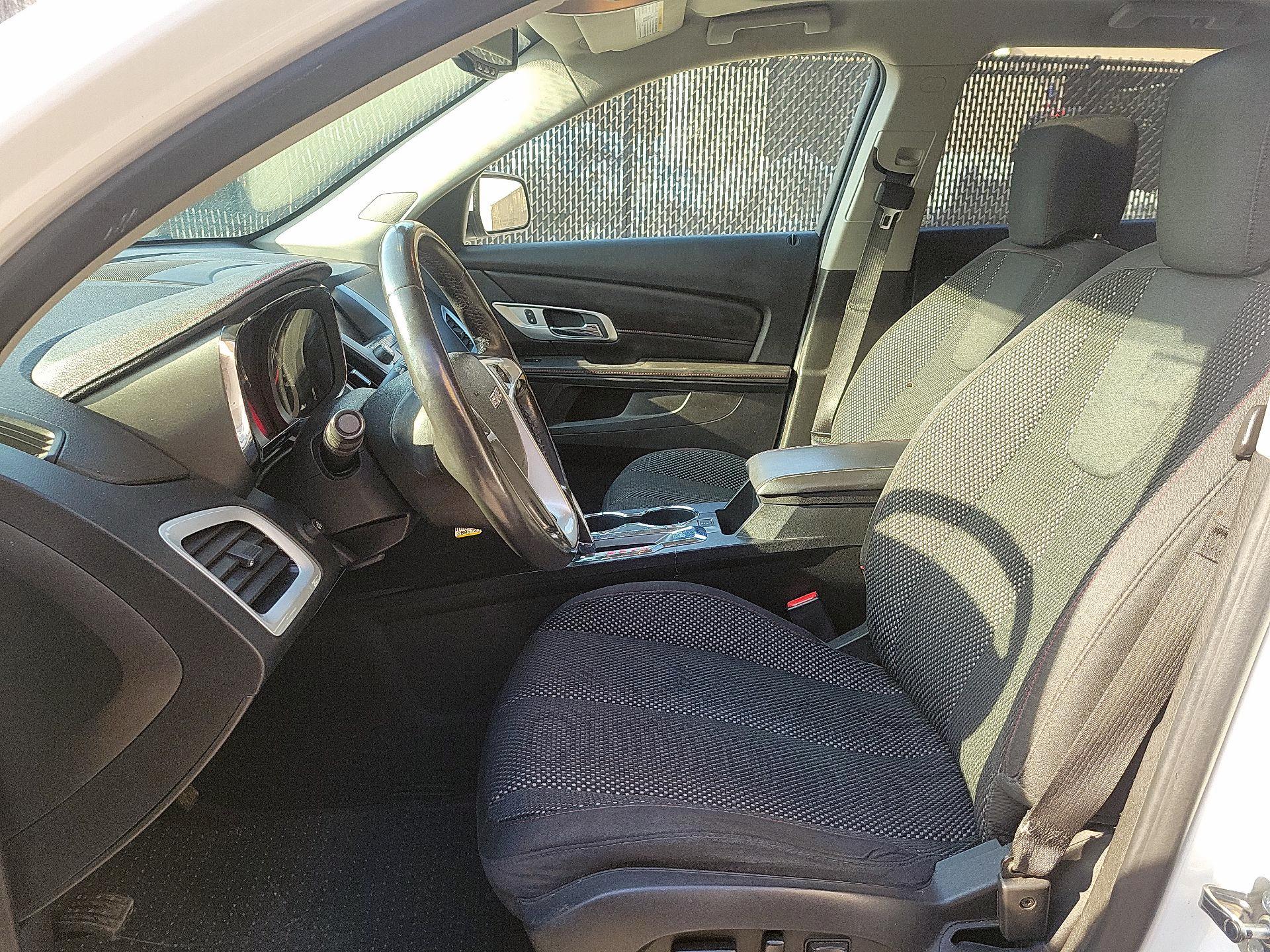 Thumbnail: 2015 GMC Terrain - 9