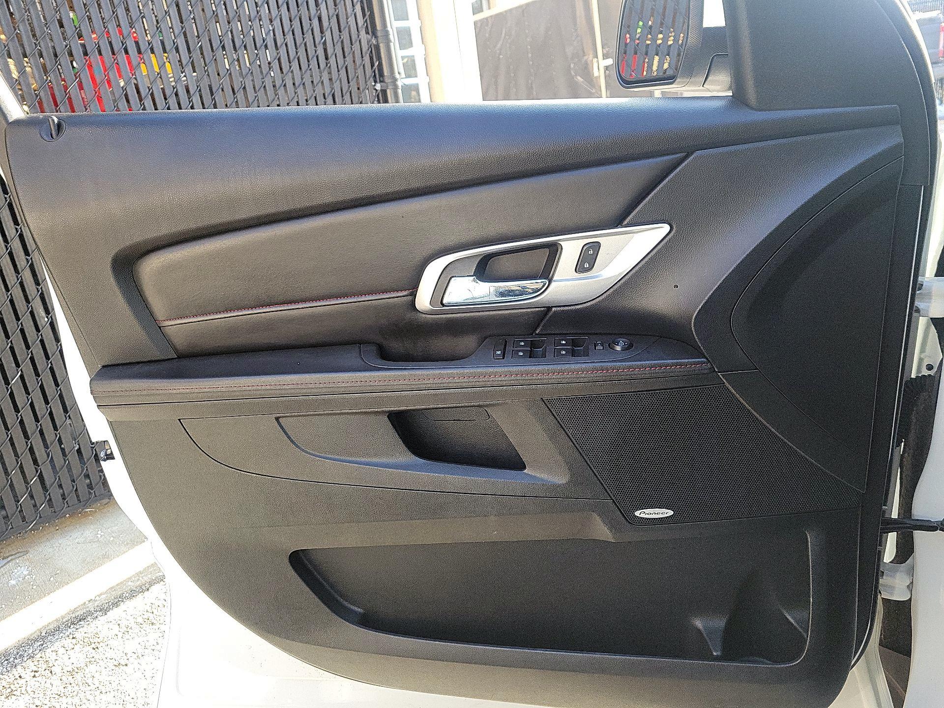 Thumbnail: 2015 GMC Terrain - 10