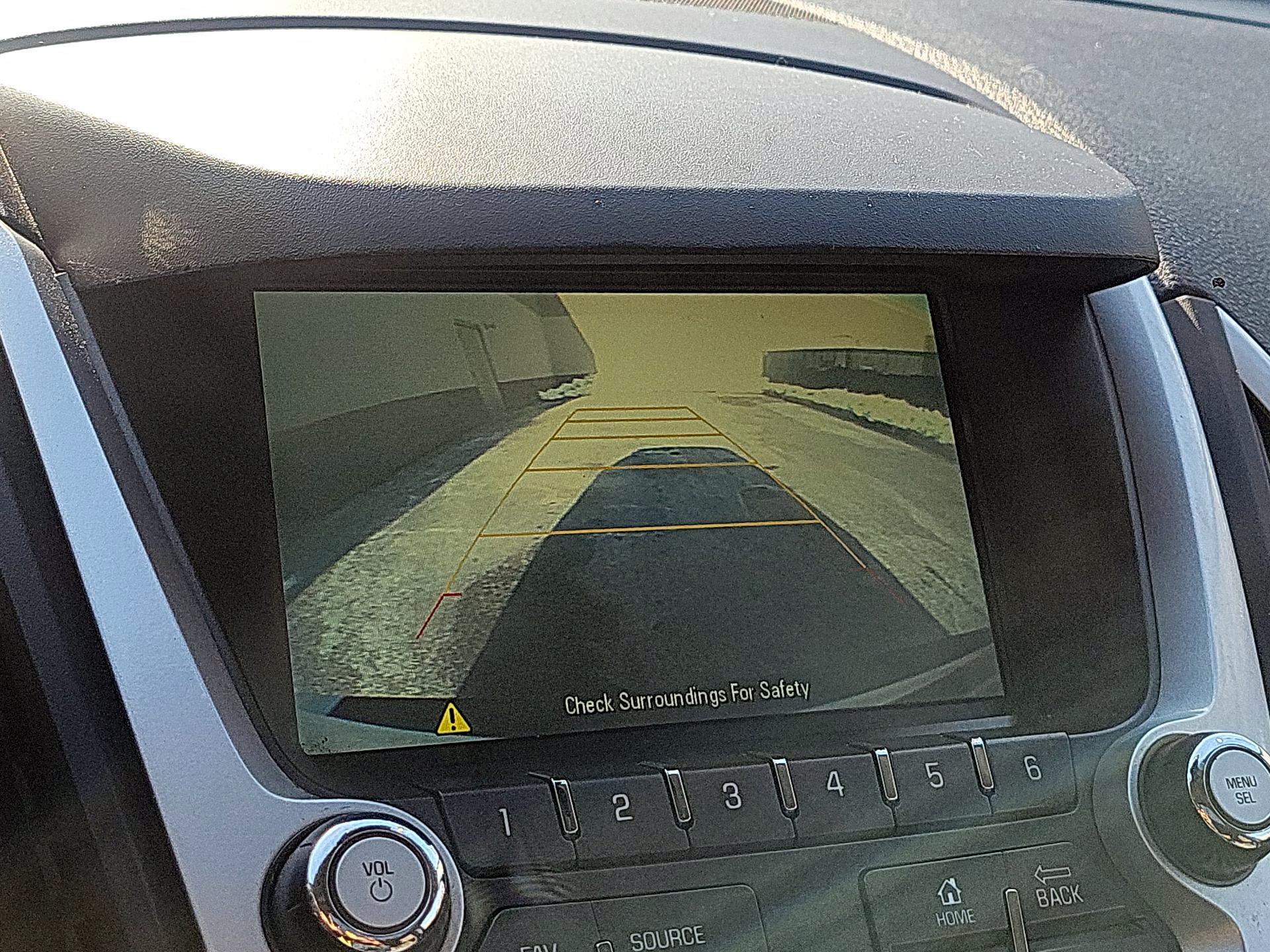 Thumbnail: 2015 GMC Terrain - 11