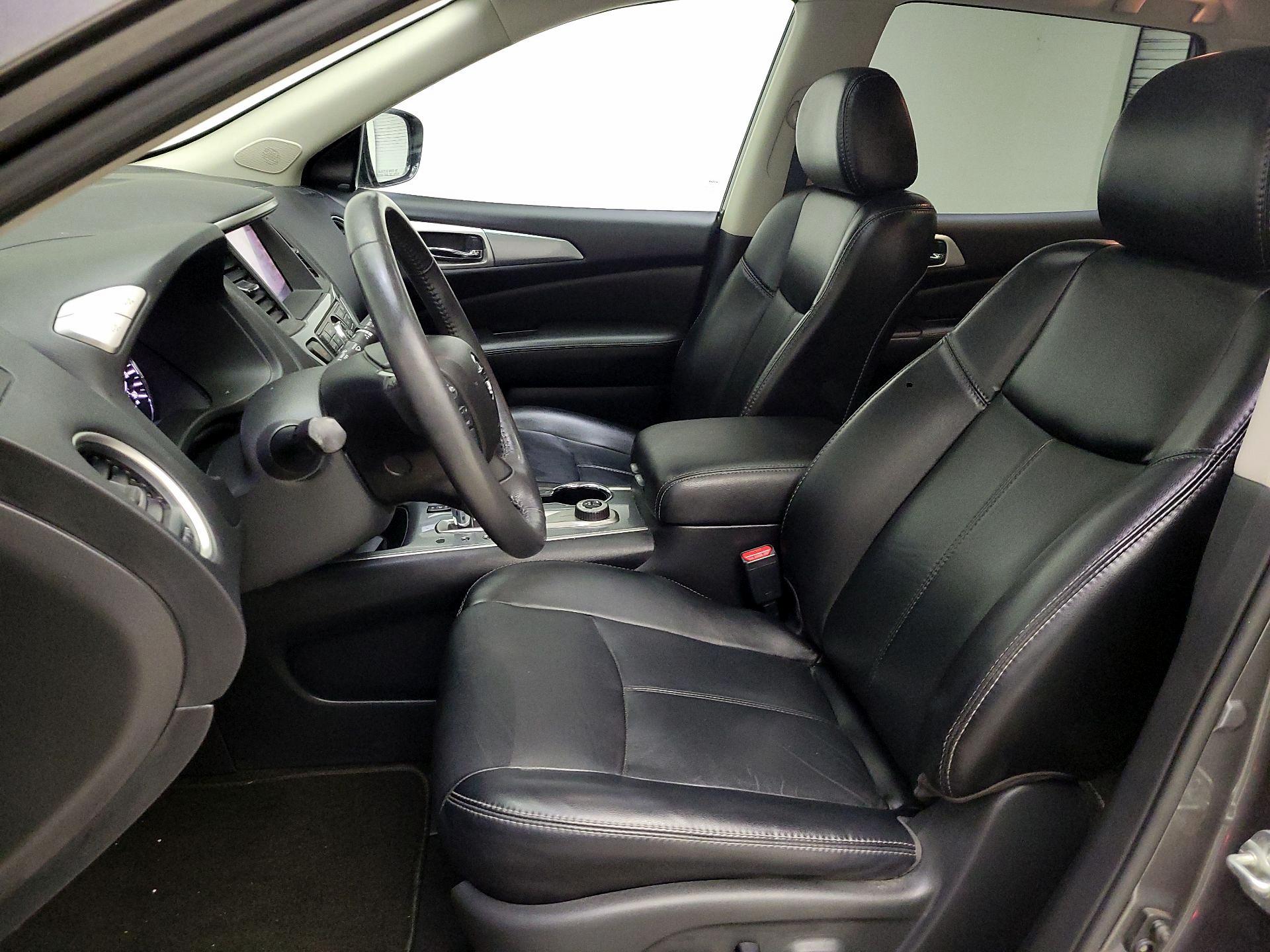 Thumbnail: 2017 Nissan Pathfinder - 11