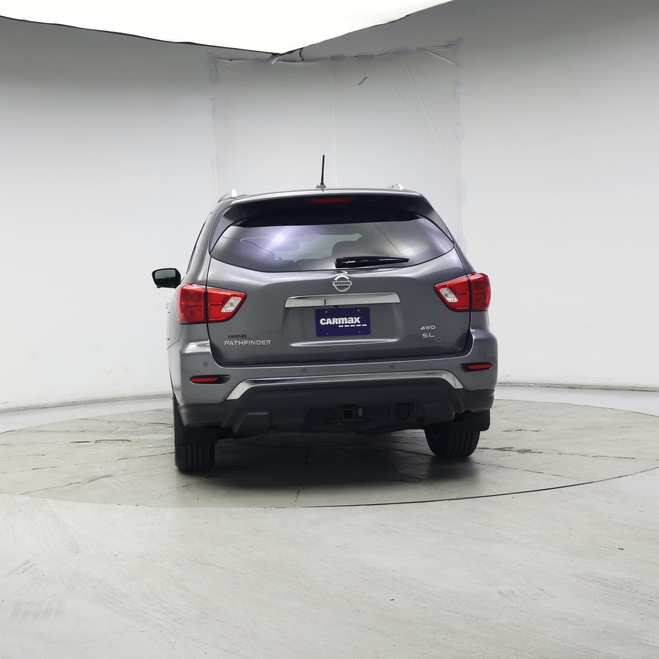 Thumbnail: 2017 Nissan Pathfinder - 6