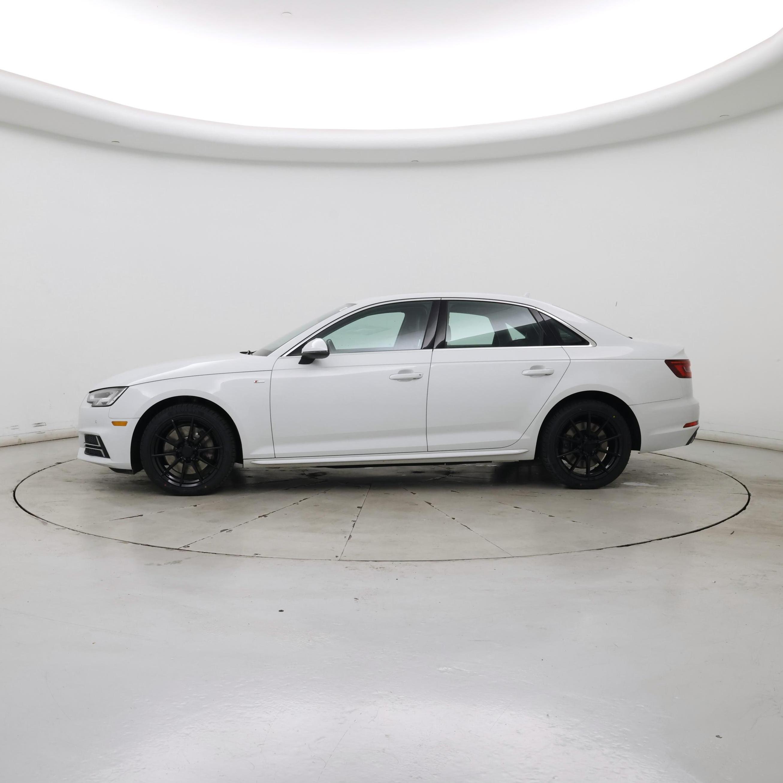 Thumbnail: 2018 Audi A4 - 3