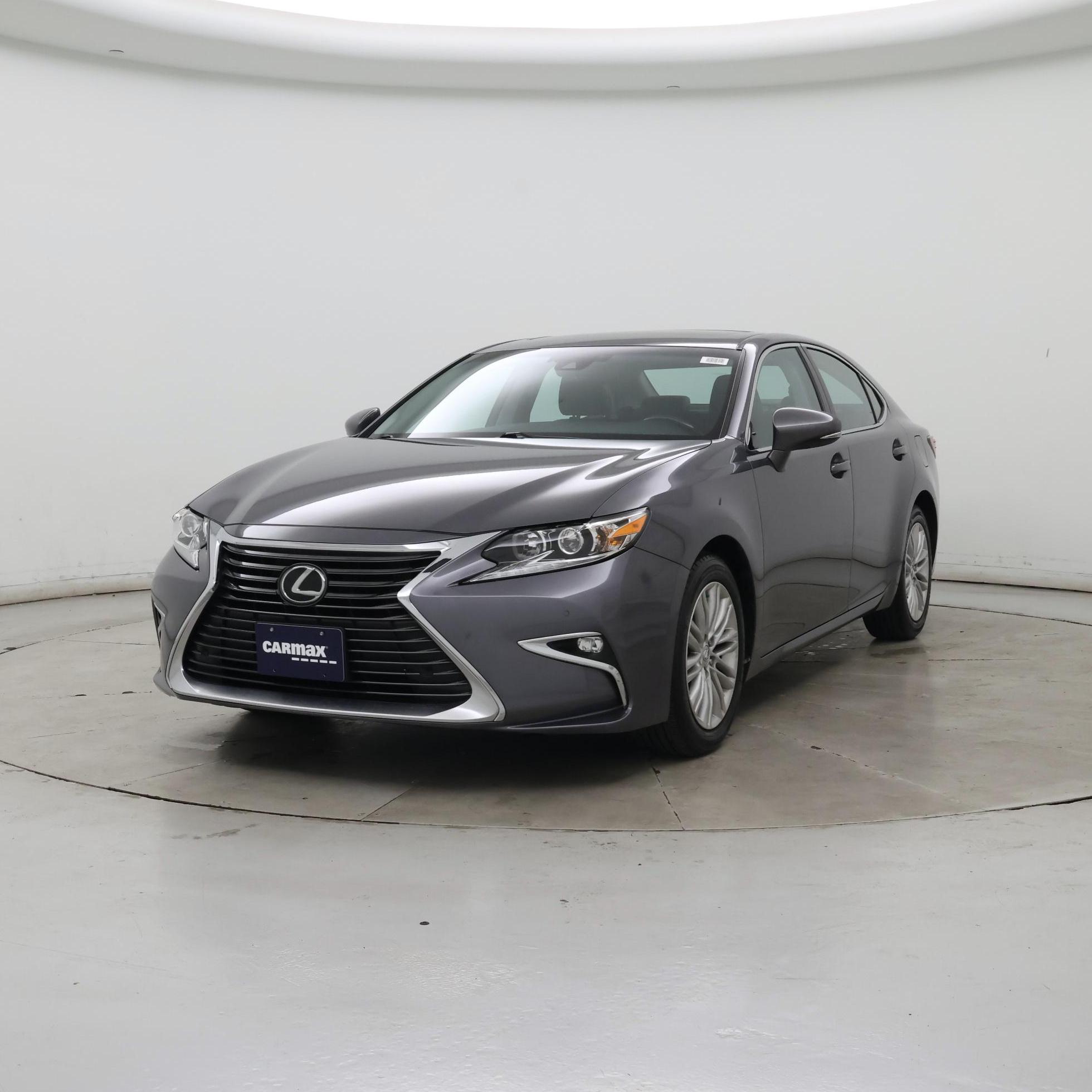 Thumbnail: 2016 Lexus ES - 4