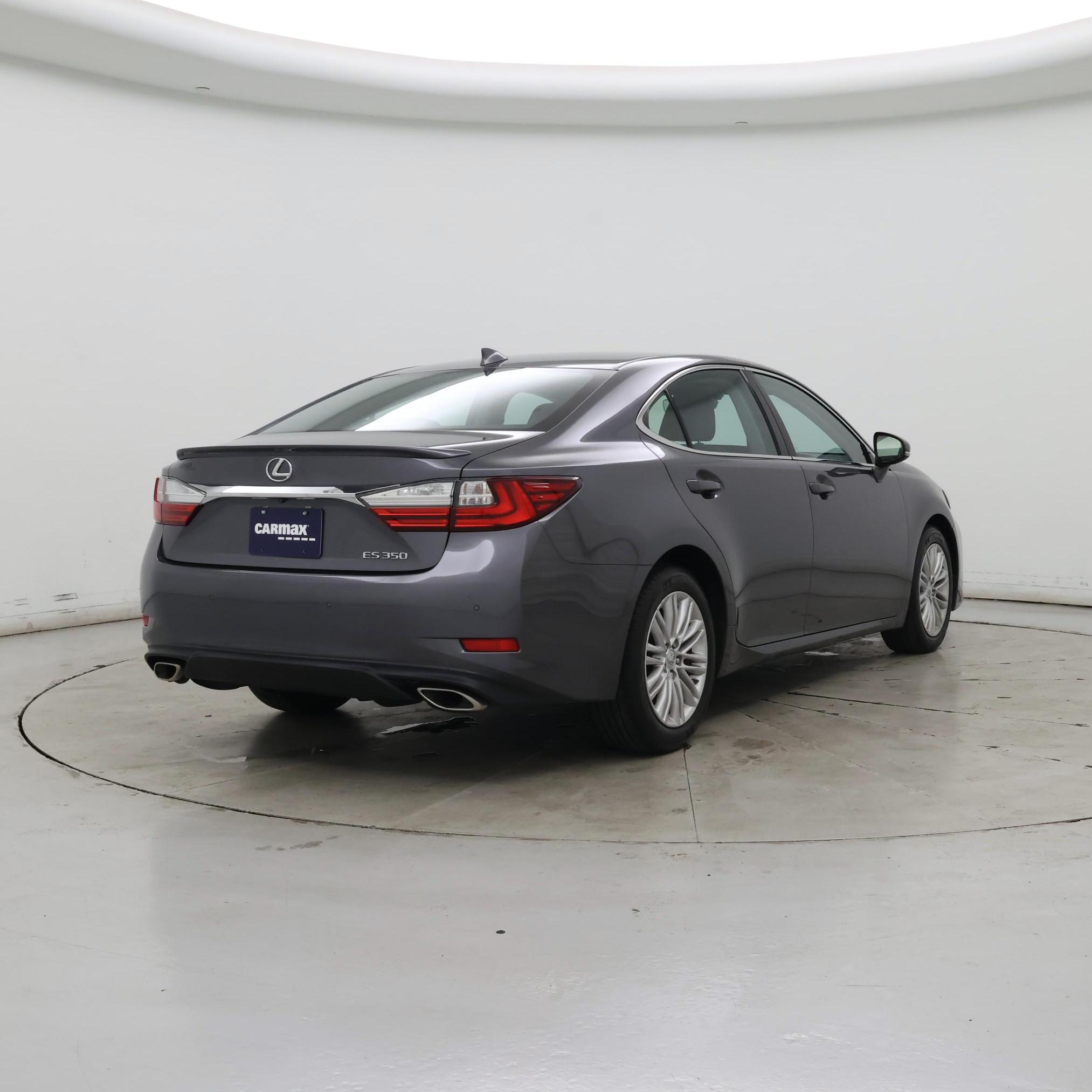 Thumbnail: 2016 Lexus ES - 8