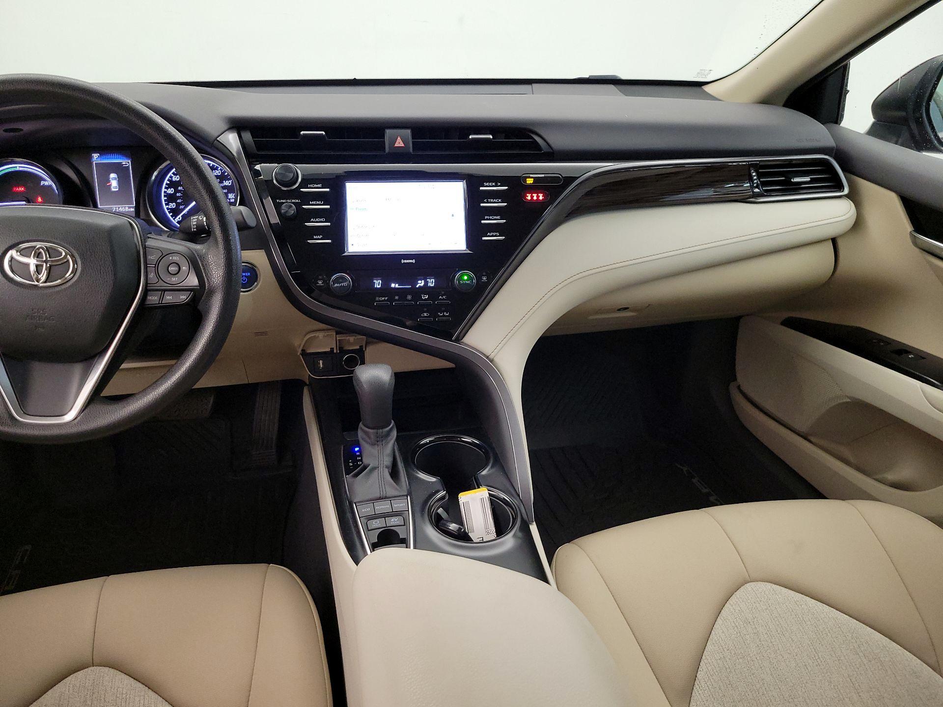 Thumbnail: 2020 Toyota Camry - 9