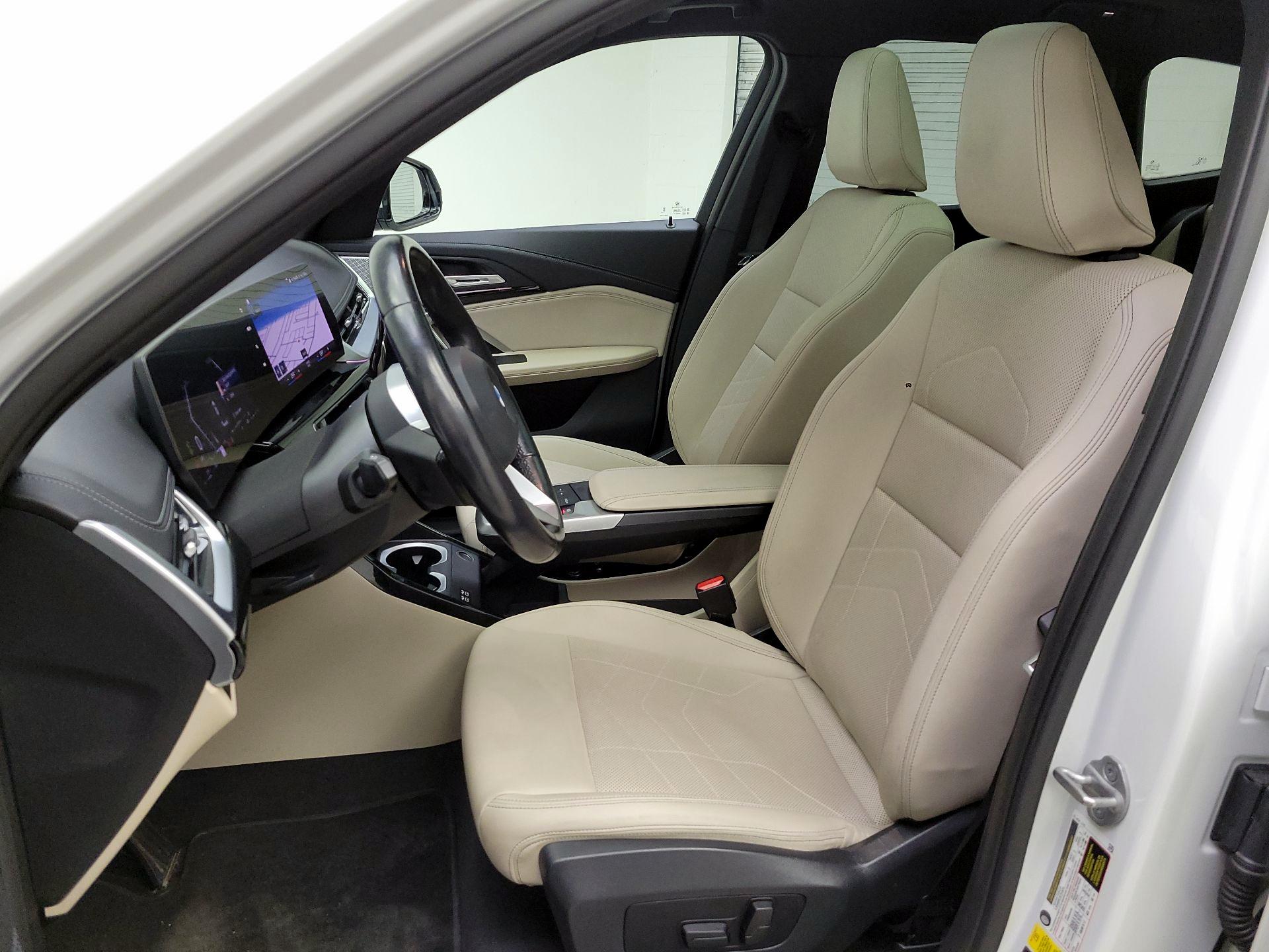 Thumbnail: 2023 BMW X1 - 11