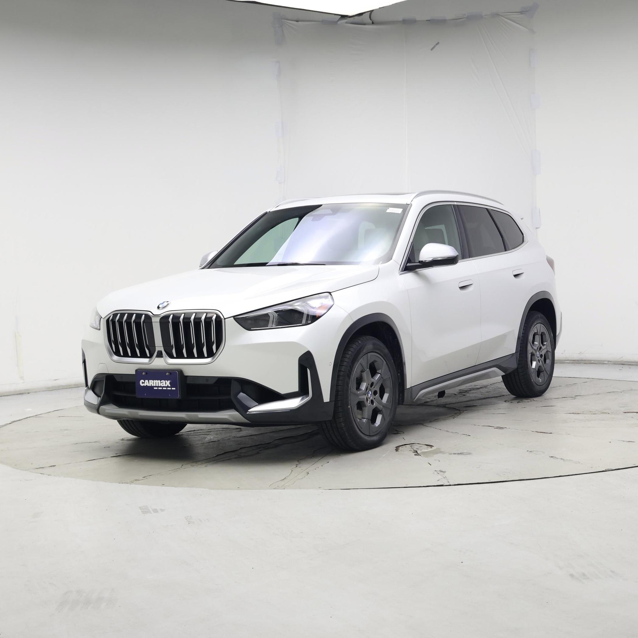Thumbnail: 2023 BMW X1 - 4