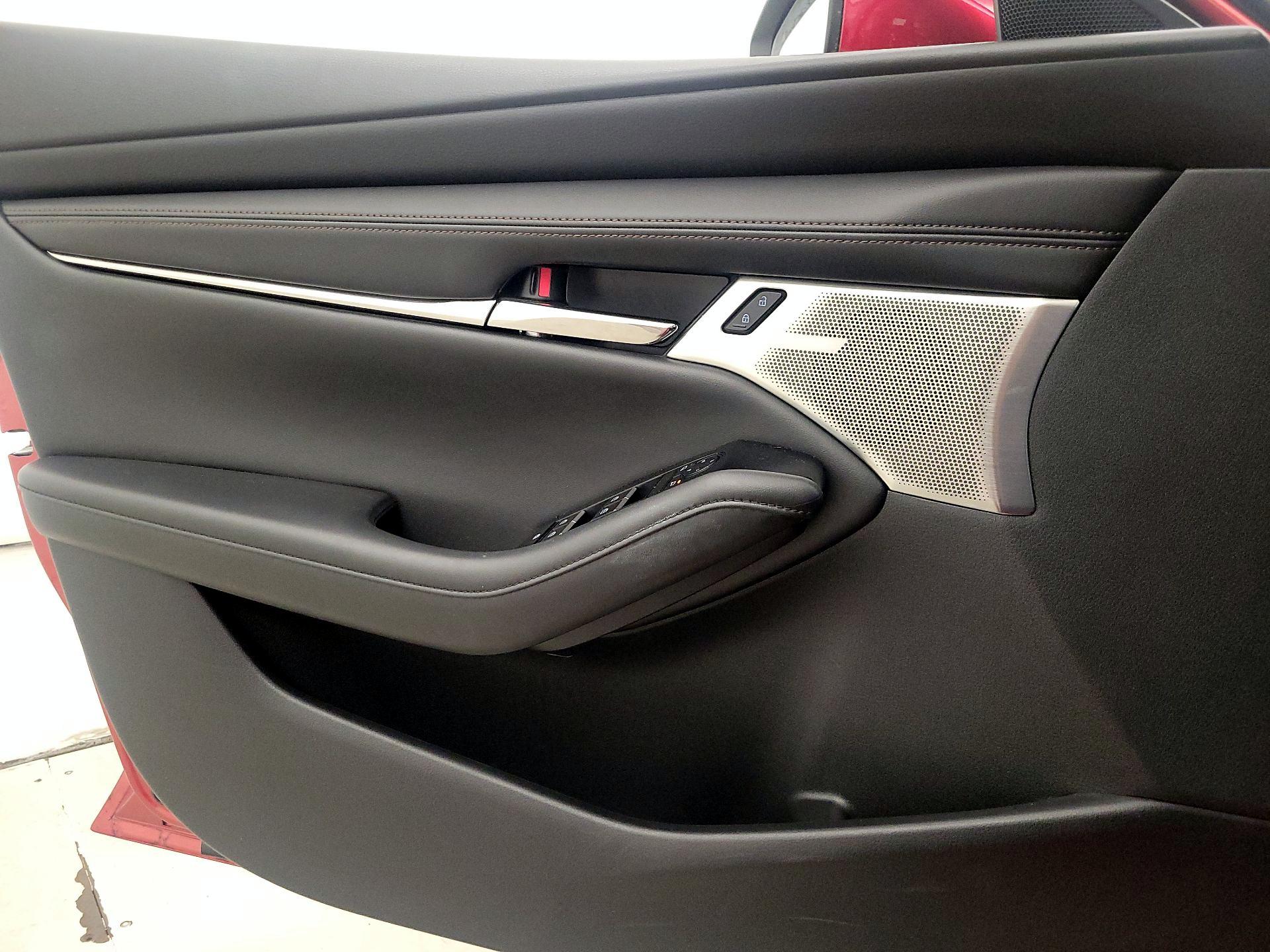 Thumbnail: 2019 Mazda Mazda3 - 12