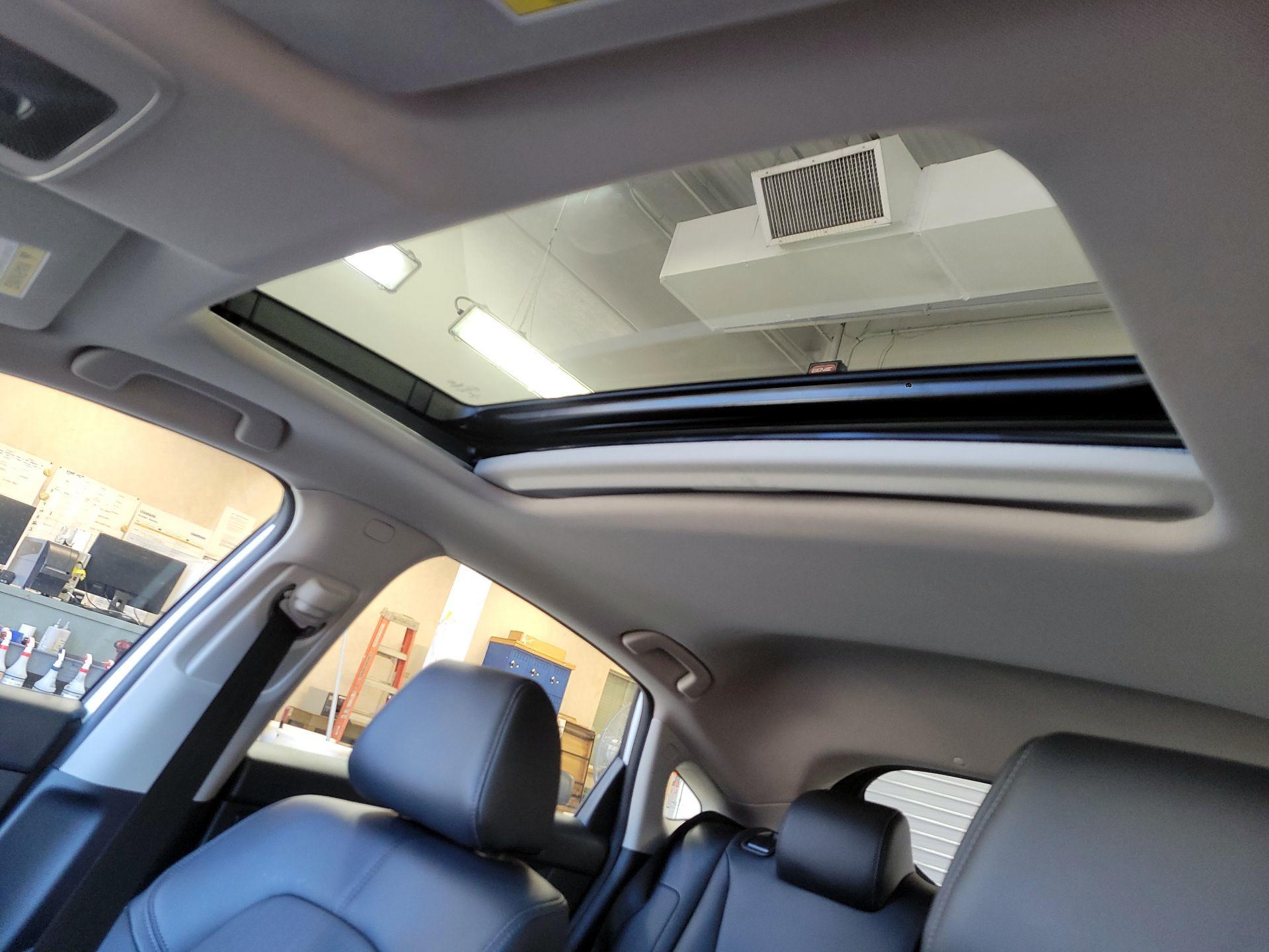 Thumbnail: 2023 Honda Civic - 17