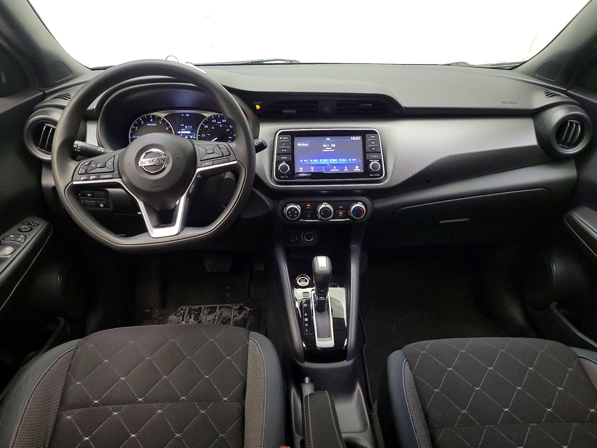 Thumbnail: 2020 Nissan Kicks - 9