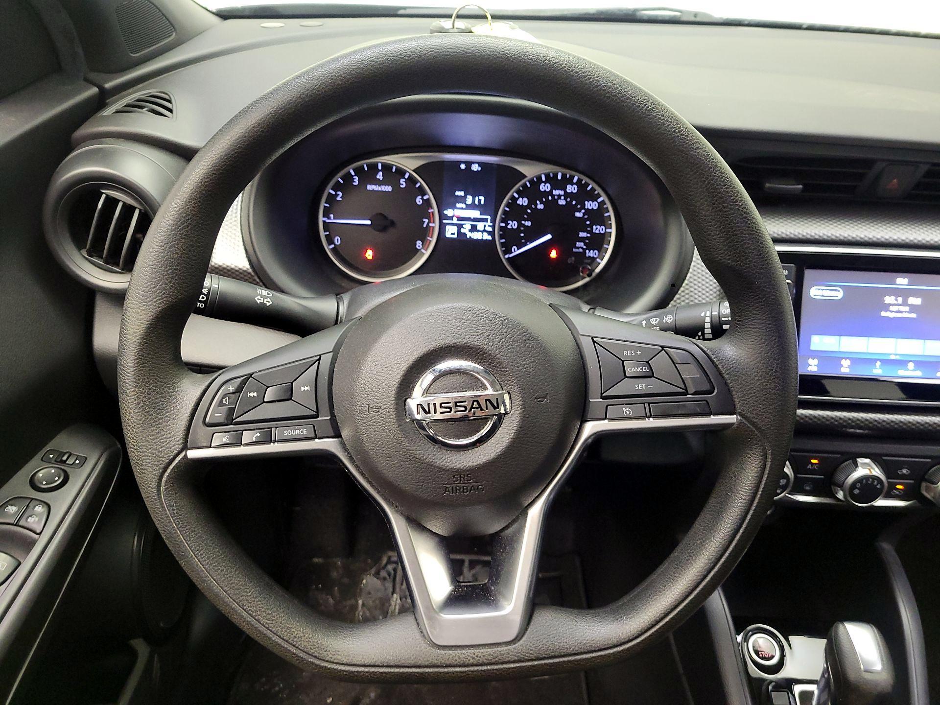 Thumbnail: 2020 Nissan Kicks - 10