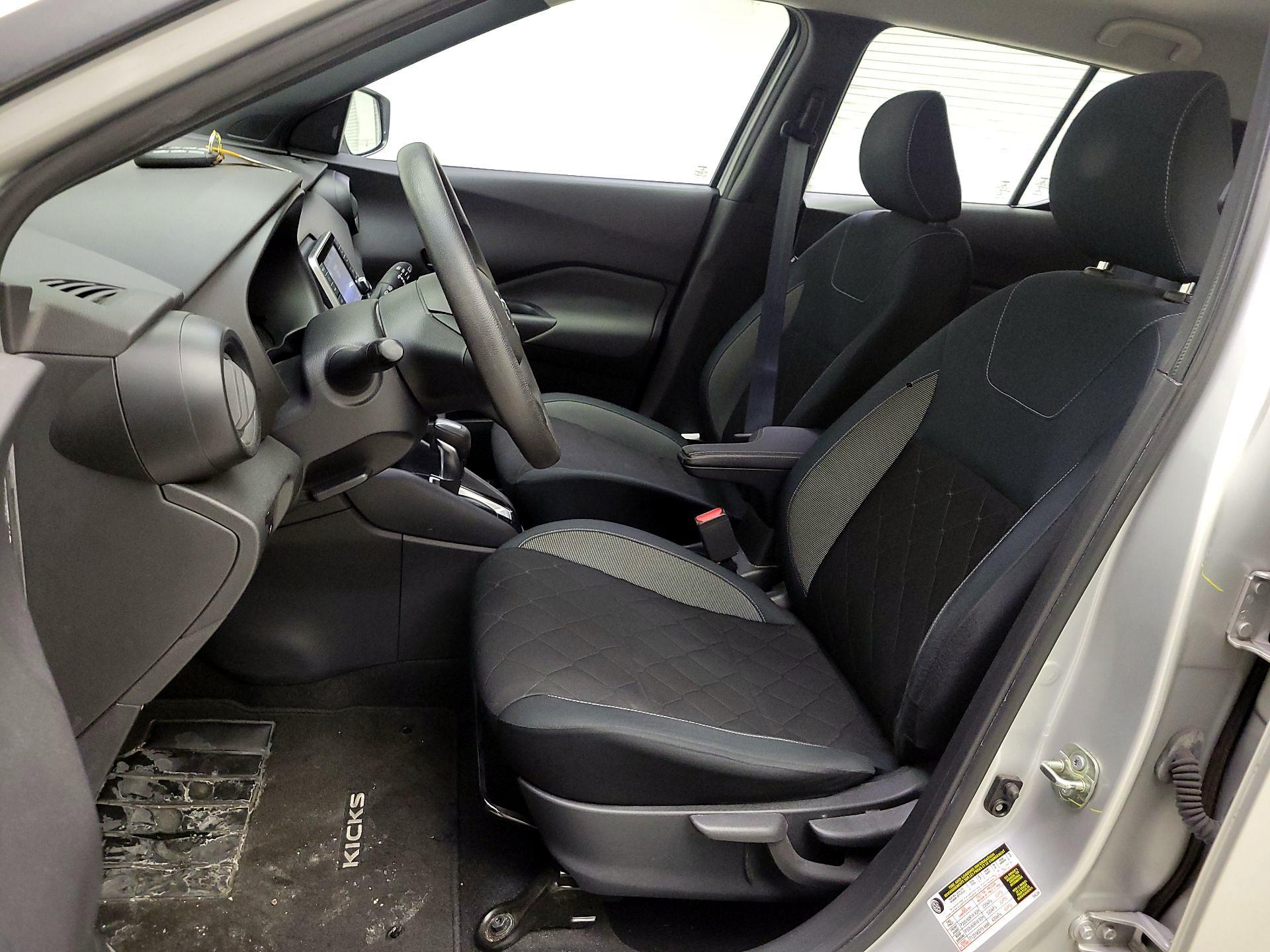 Thumbnail: 2020 Nissan Kicks - 11