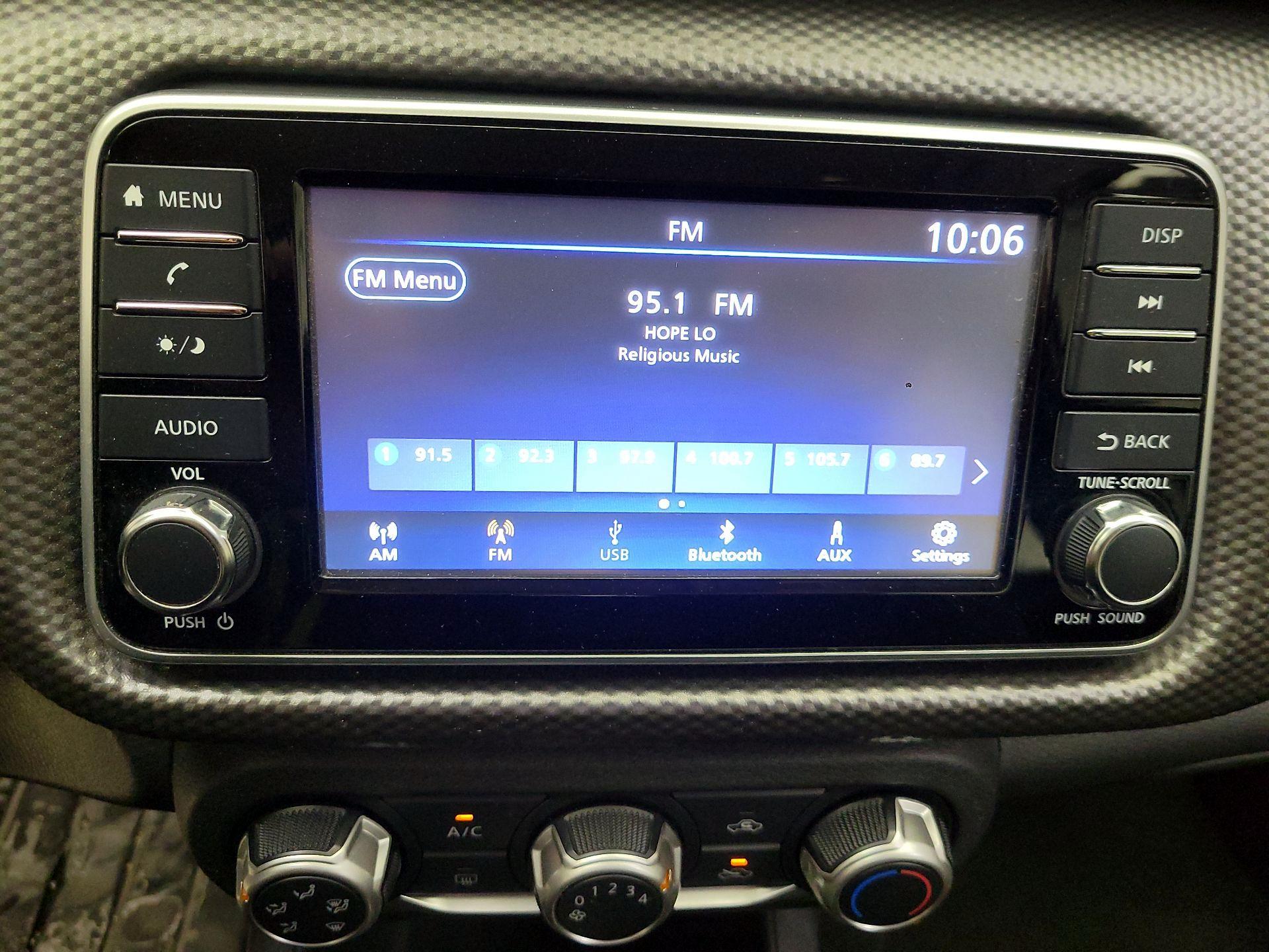 Thumbnail: 2020 Nissan Kicks - 15