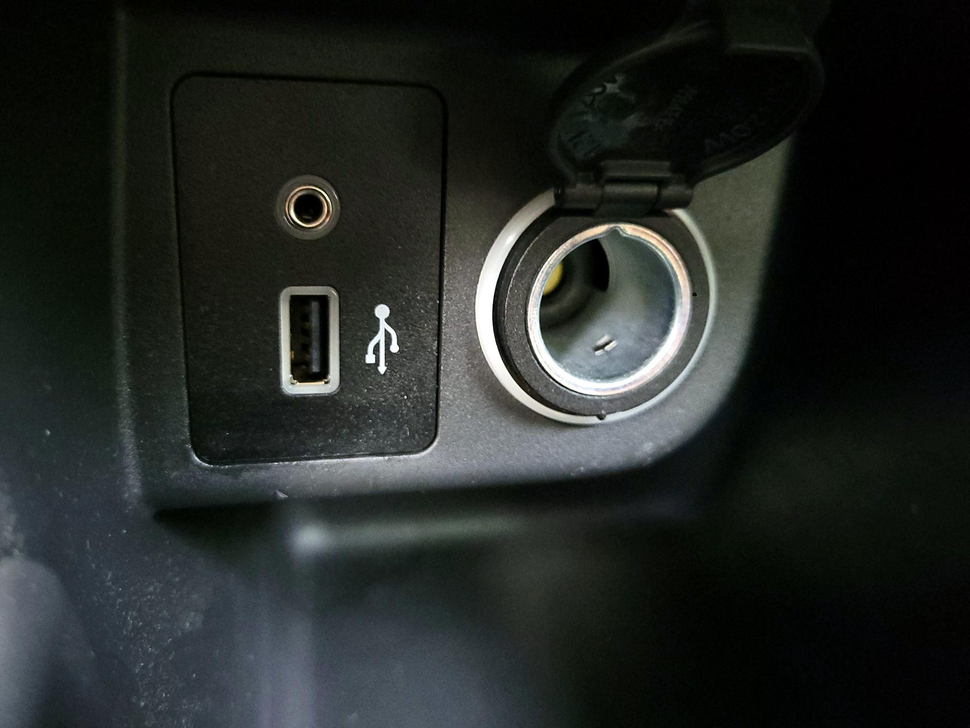 Thumbnail: 2020 Nissan Kicks - 18