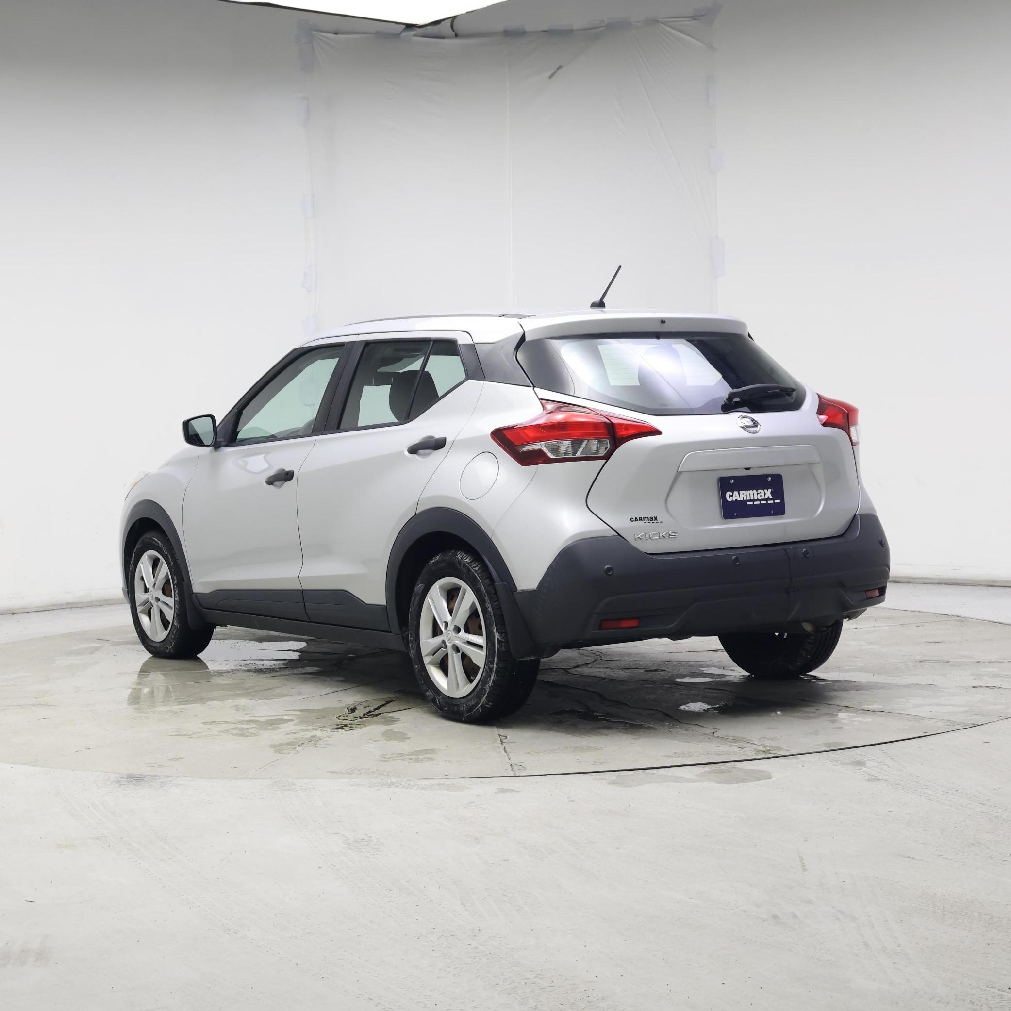 Thumbnail: 2020 Nissan Kicks - 2