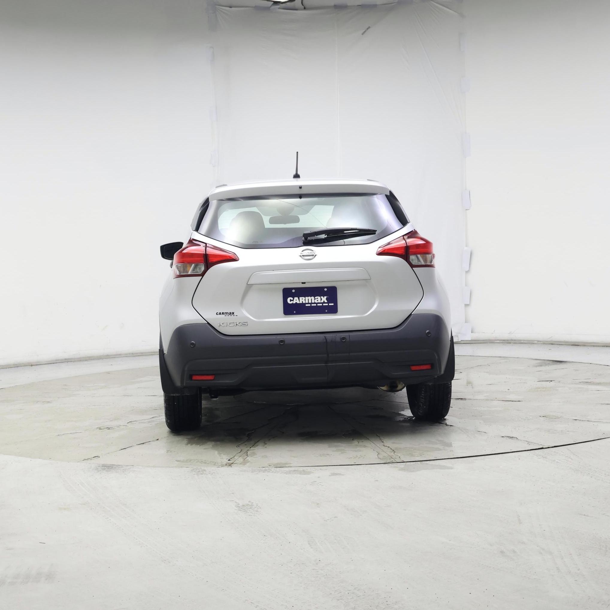 Thumbnail: 2020 Nissan Kicks - 6