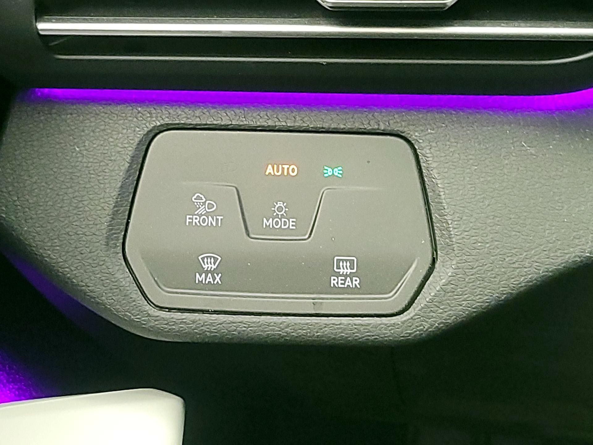 Thumbnail: 2021 Volkswagen ID.4 - 13