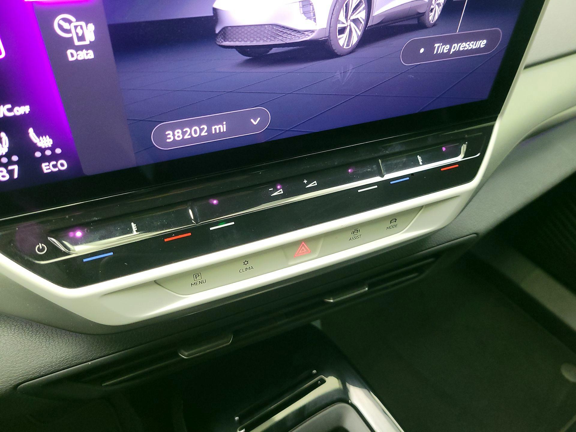 Thumbnail: 2021 Volkswagen ID.4 - 17