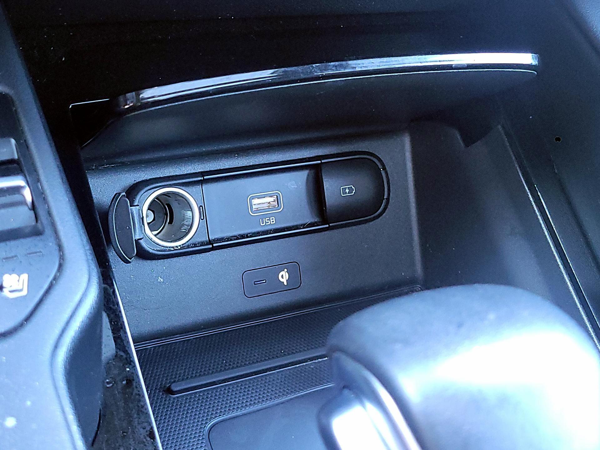 Thumbnail: 2022 Kia Telluride - 17