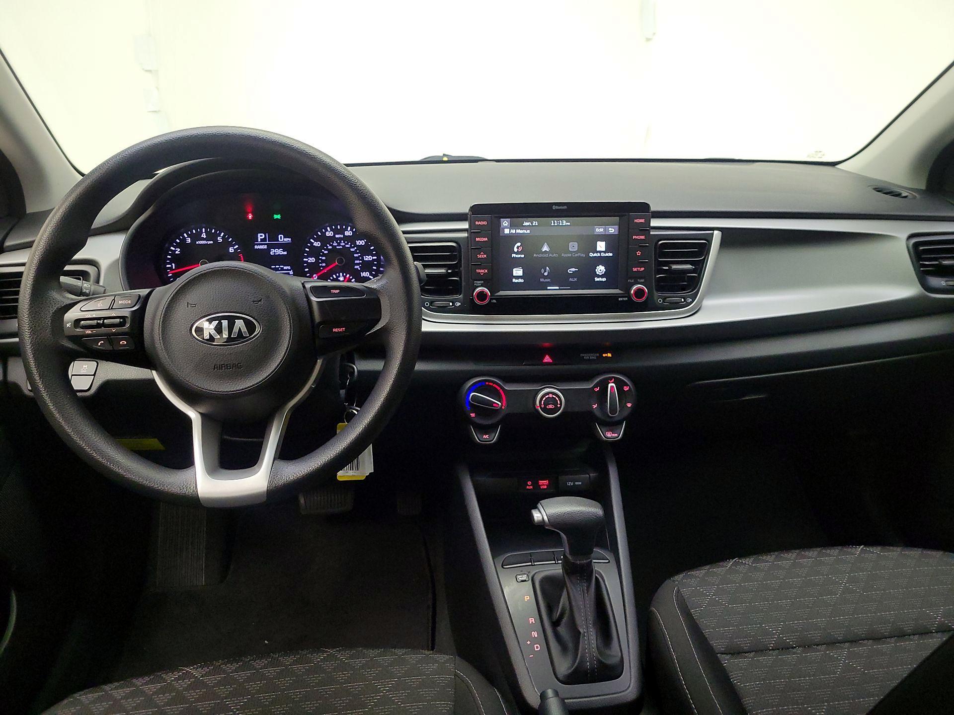 Thumbnail: 2020 Kia Rio - 9