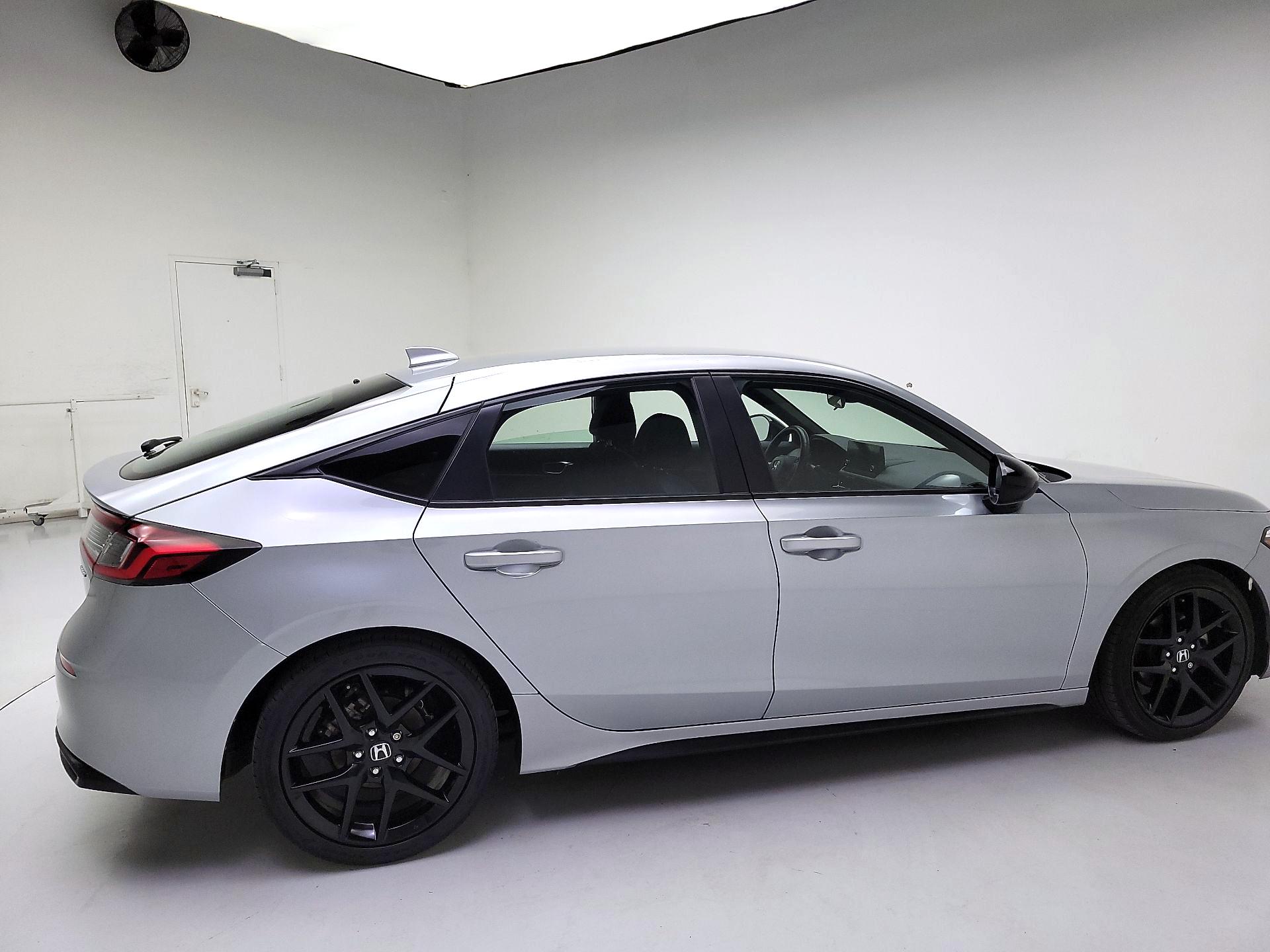 Thumbnail: 2023 Honda Civic - 4