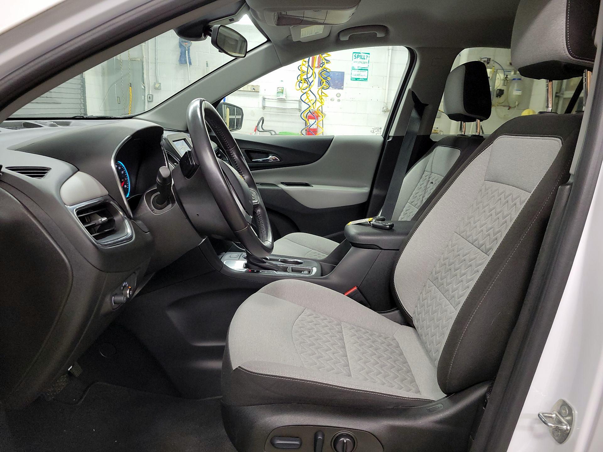 Thumbnail: 2022 Chevrolet Equinox - 11