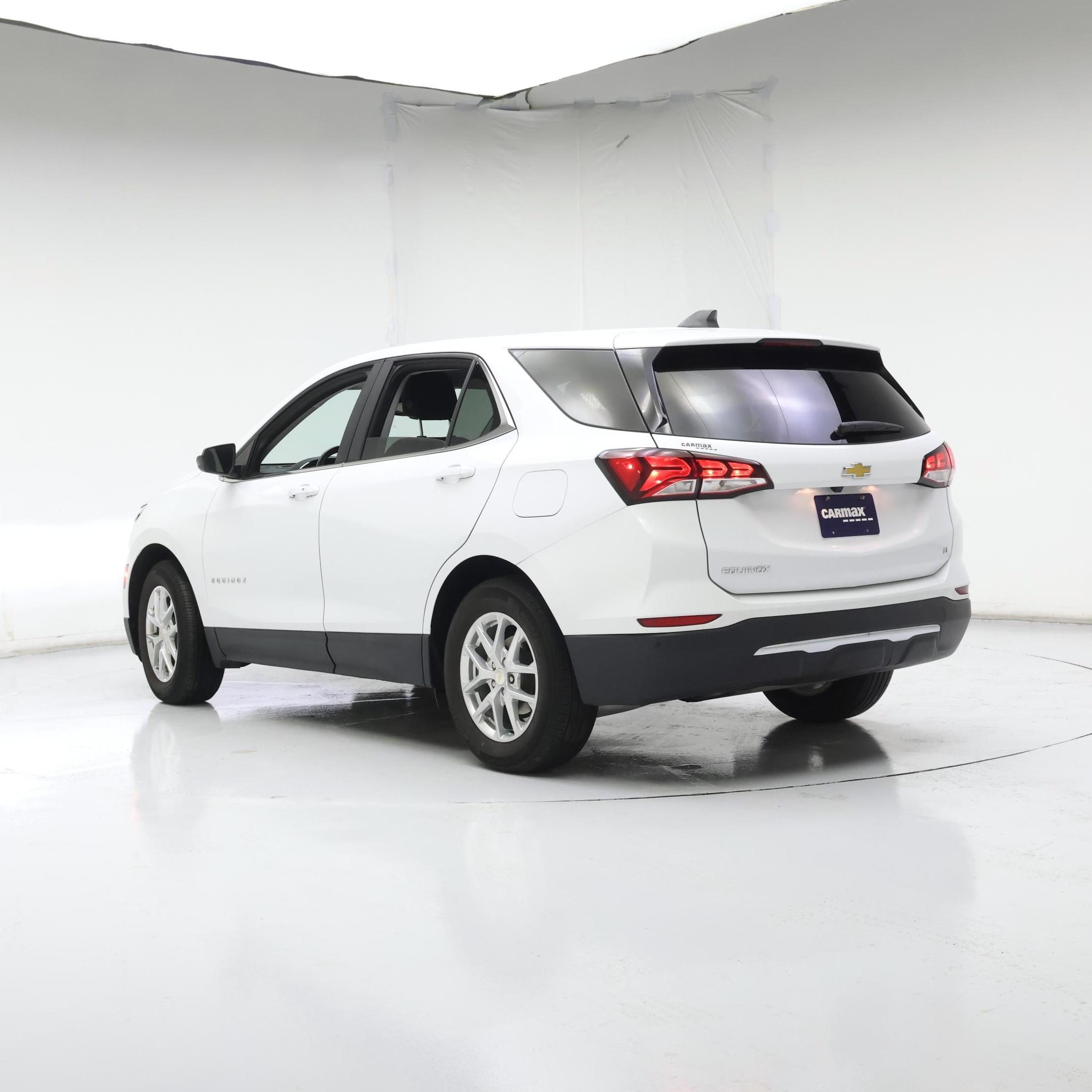 Thumbnail: 2022 Chevrolet Equinox - 2