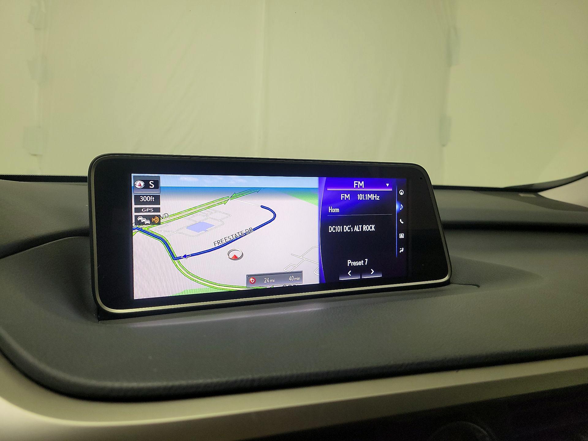 Thumbnail: 2018 Lexus RX - 14