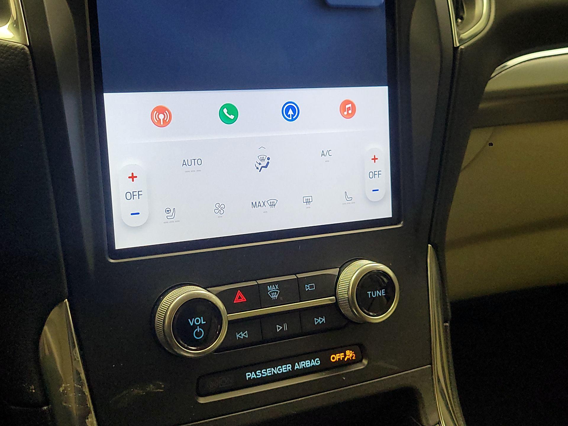 Thumbnail: 2022 Ford Edge - 15