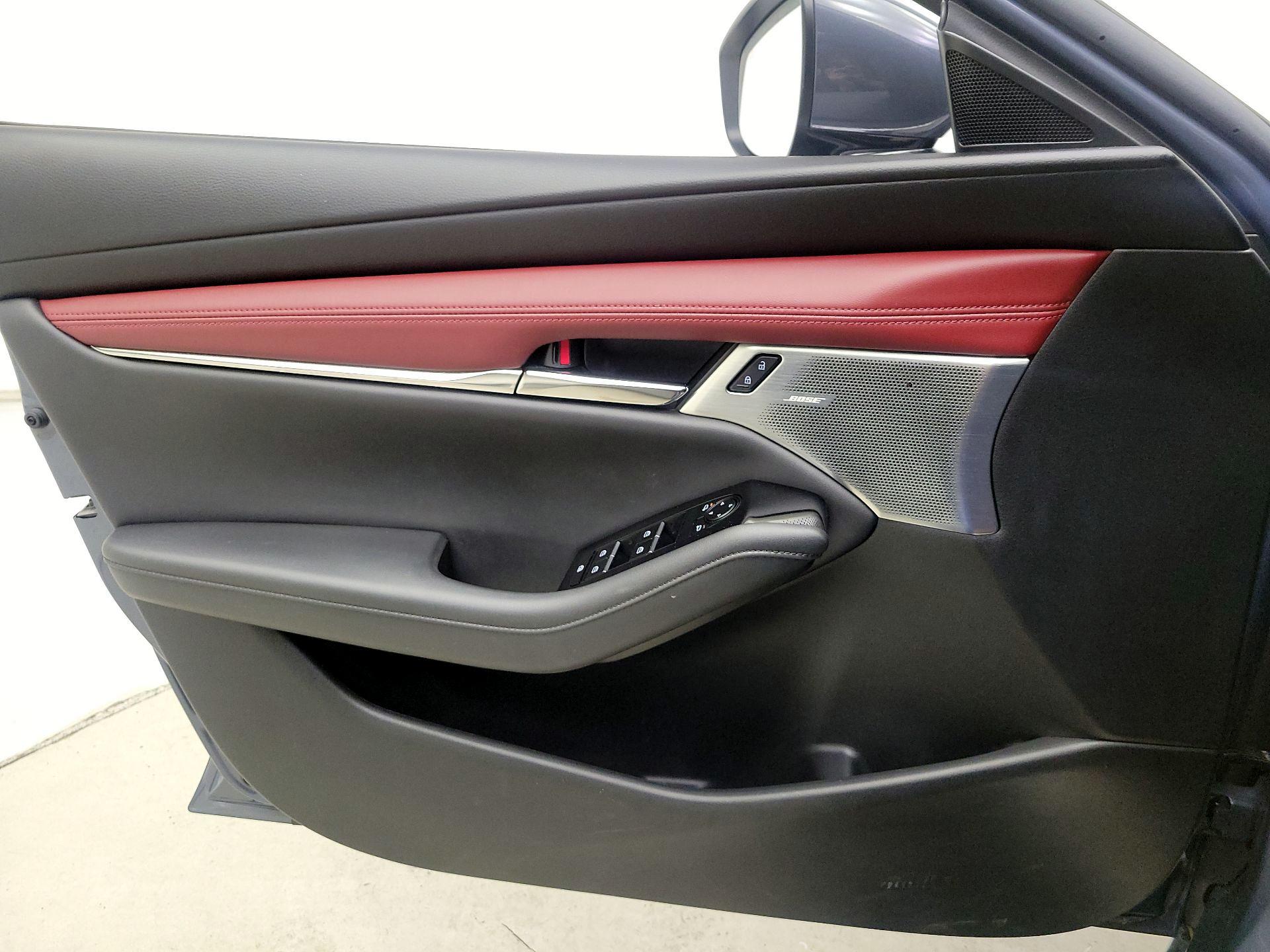 Thumbnail: 2020 Mazda Mazda3 - 12