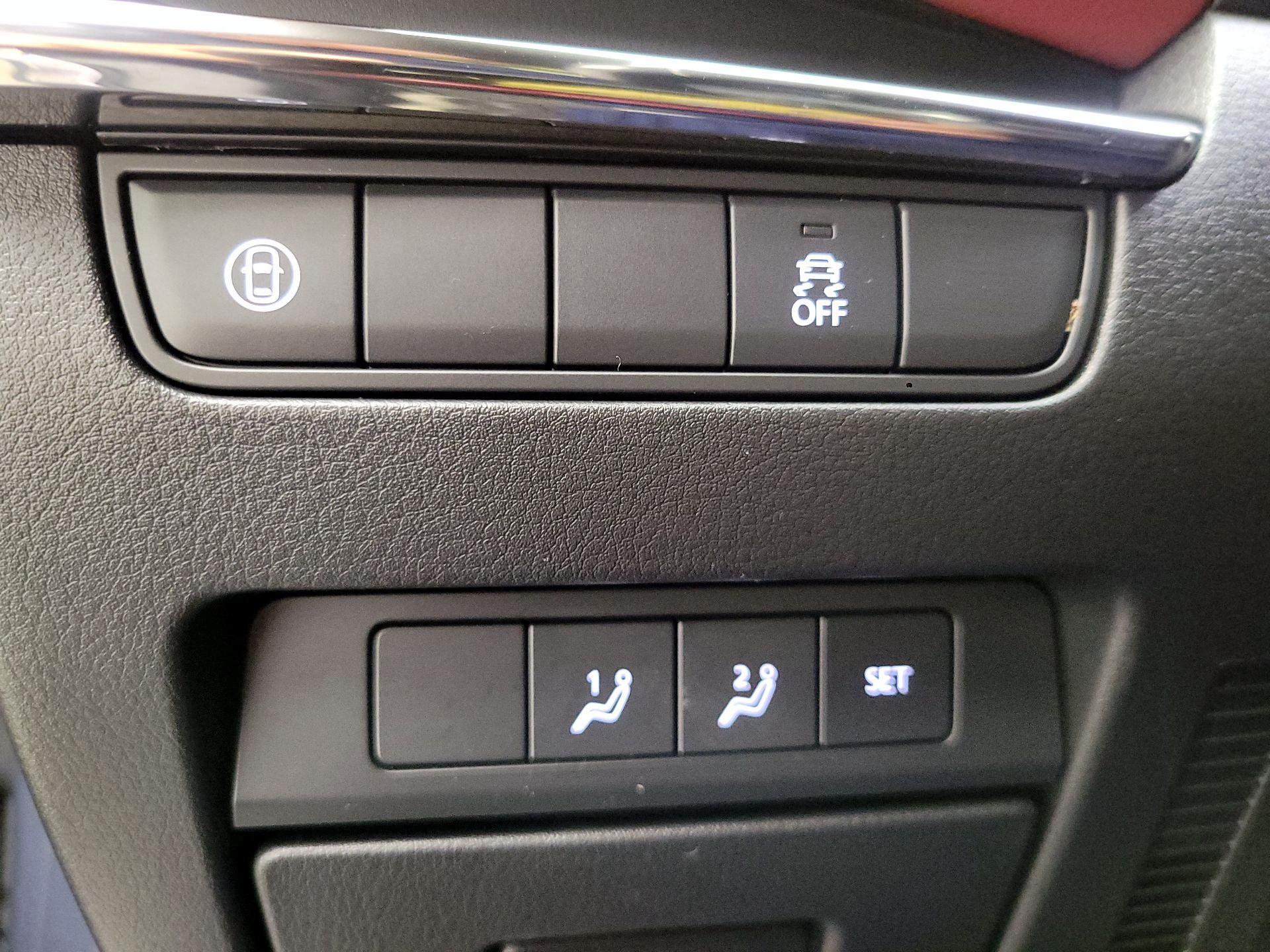 Thumbnail: 2020 Mazda Mazda3 - 13