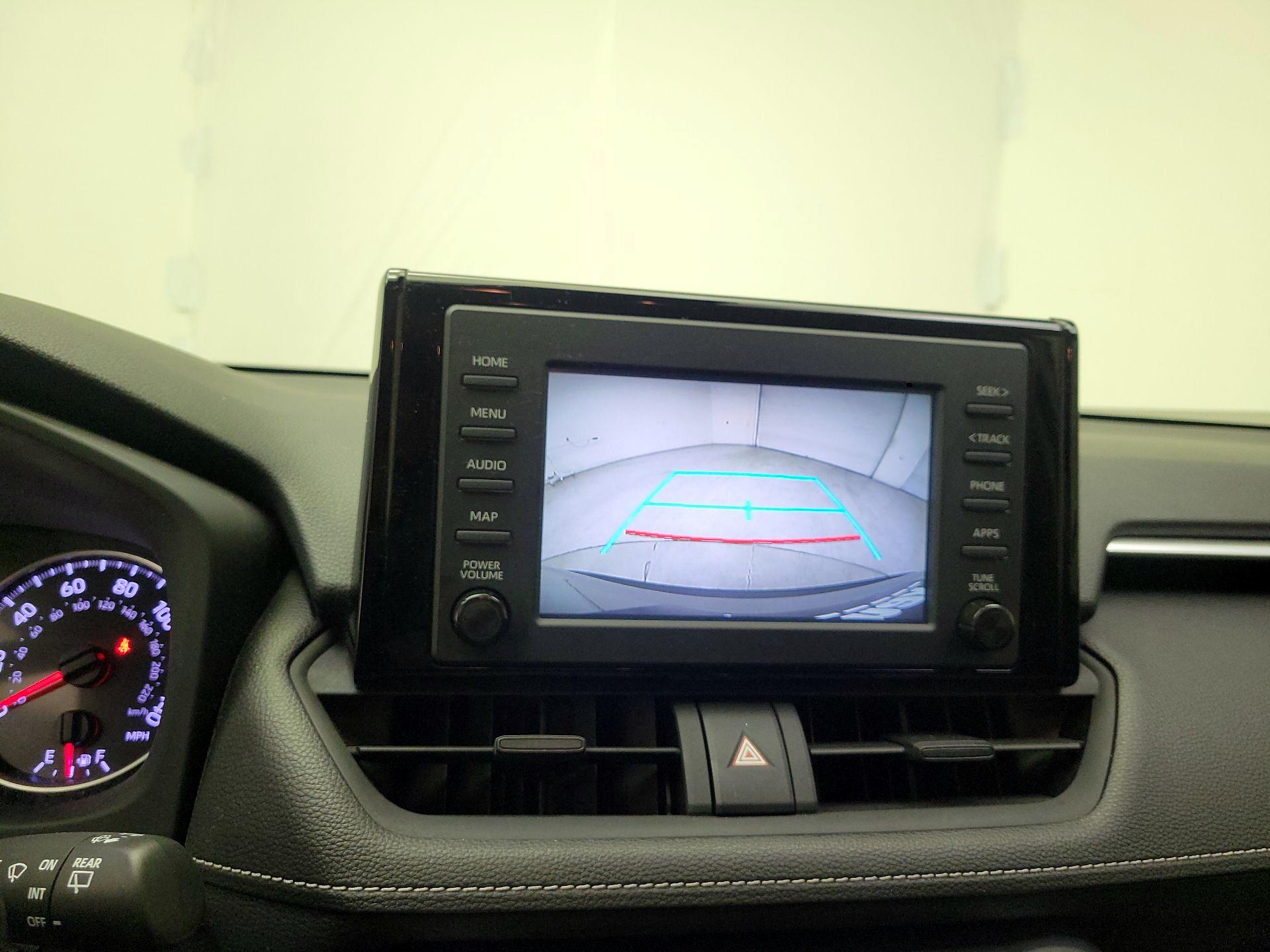 Thumbnail: 2019 Toyota RAV4 - 14