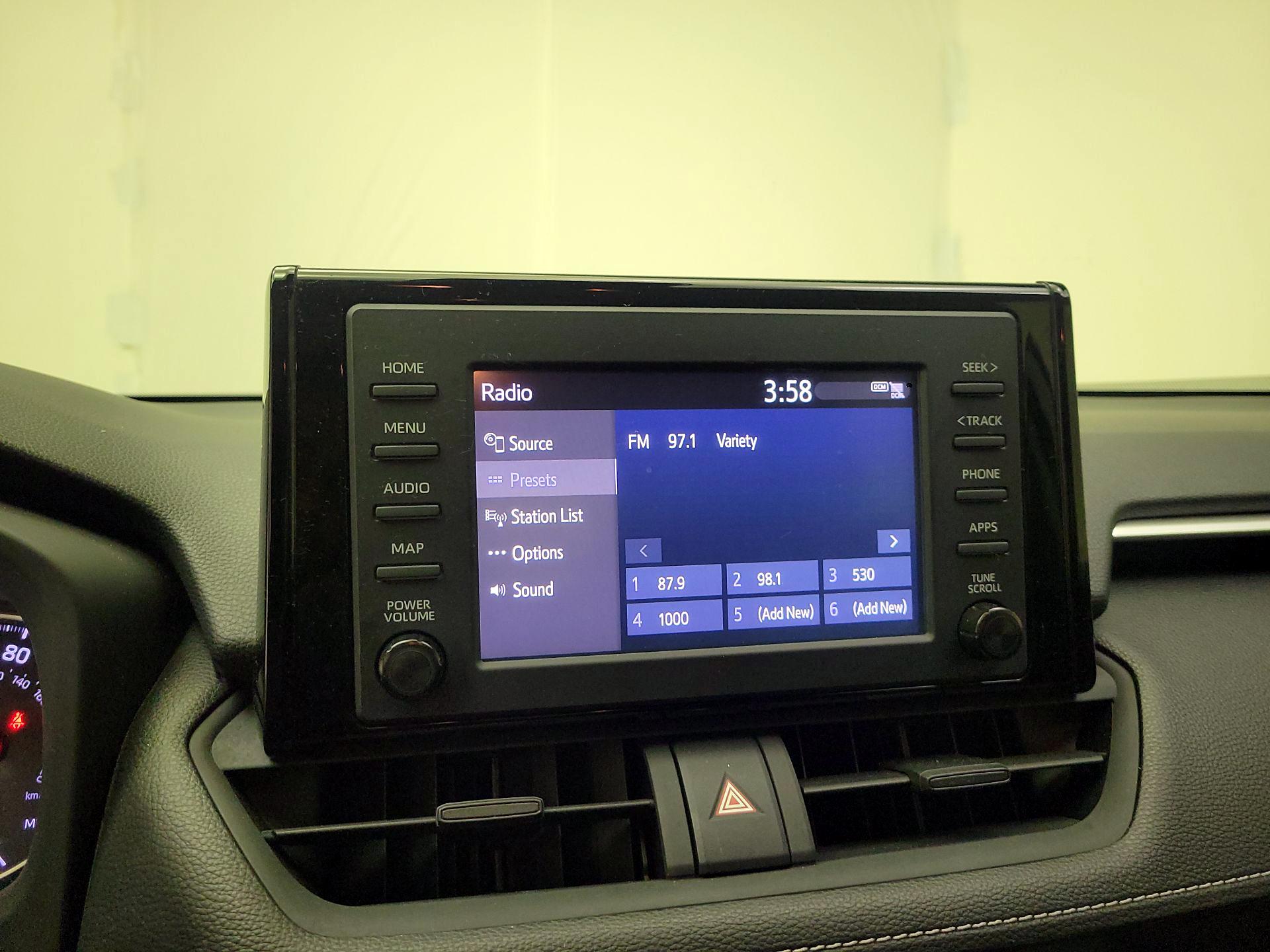 Thumbnail: 2019 Toyota RAV4 - 15