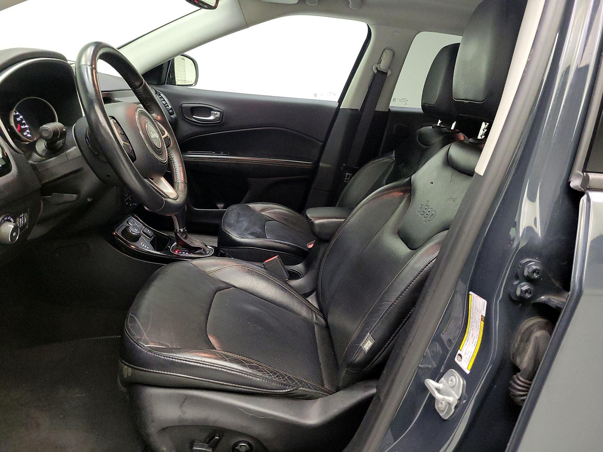 Thumbnail: 2017 Jeep Compass - 9