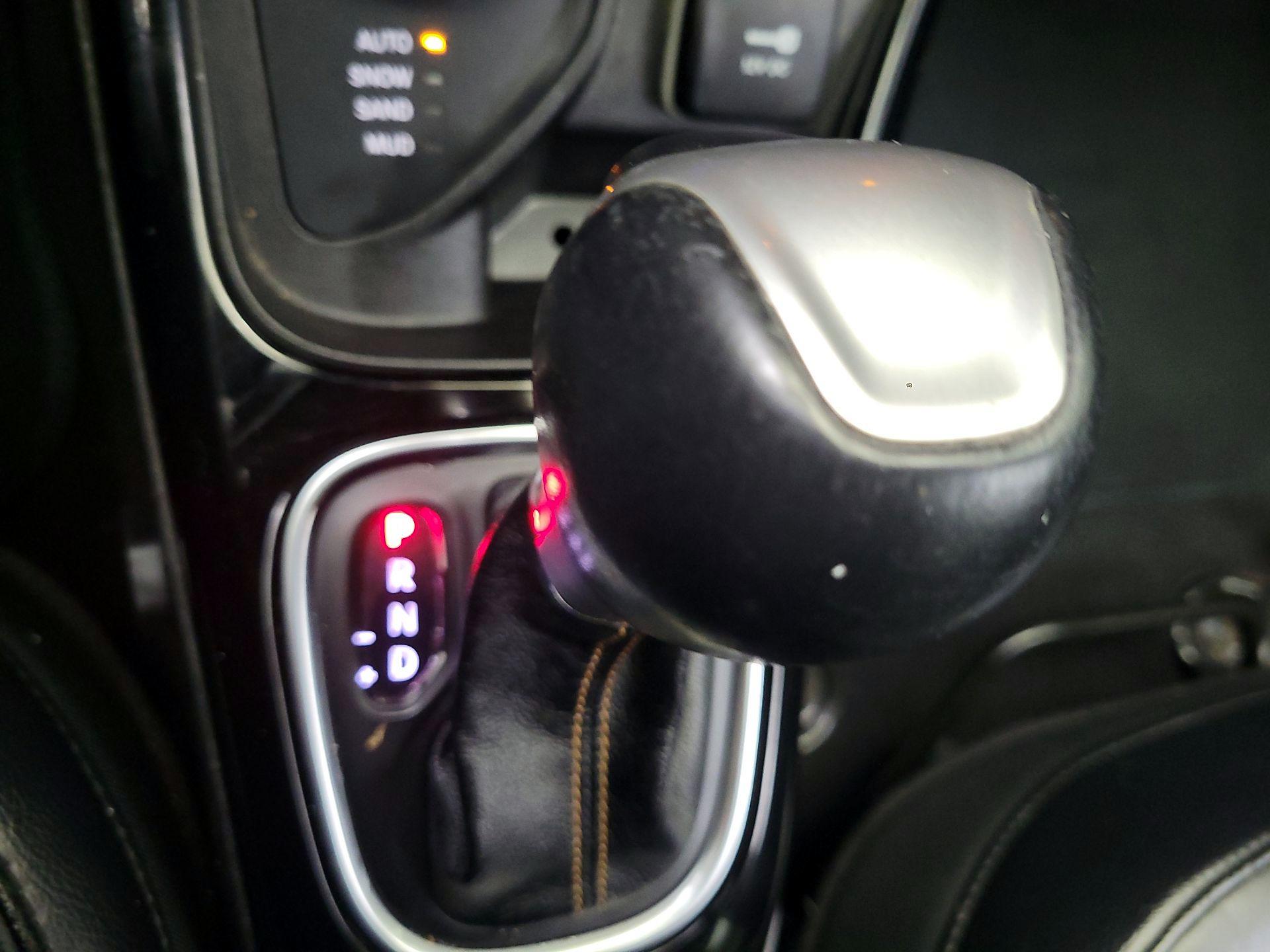 Thumbnail: 2017 Jeep Compass - 15