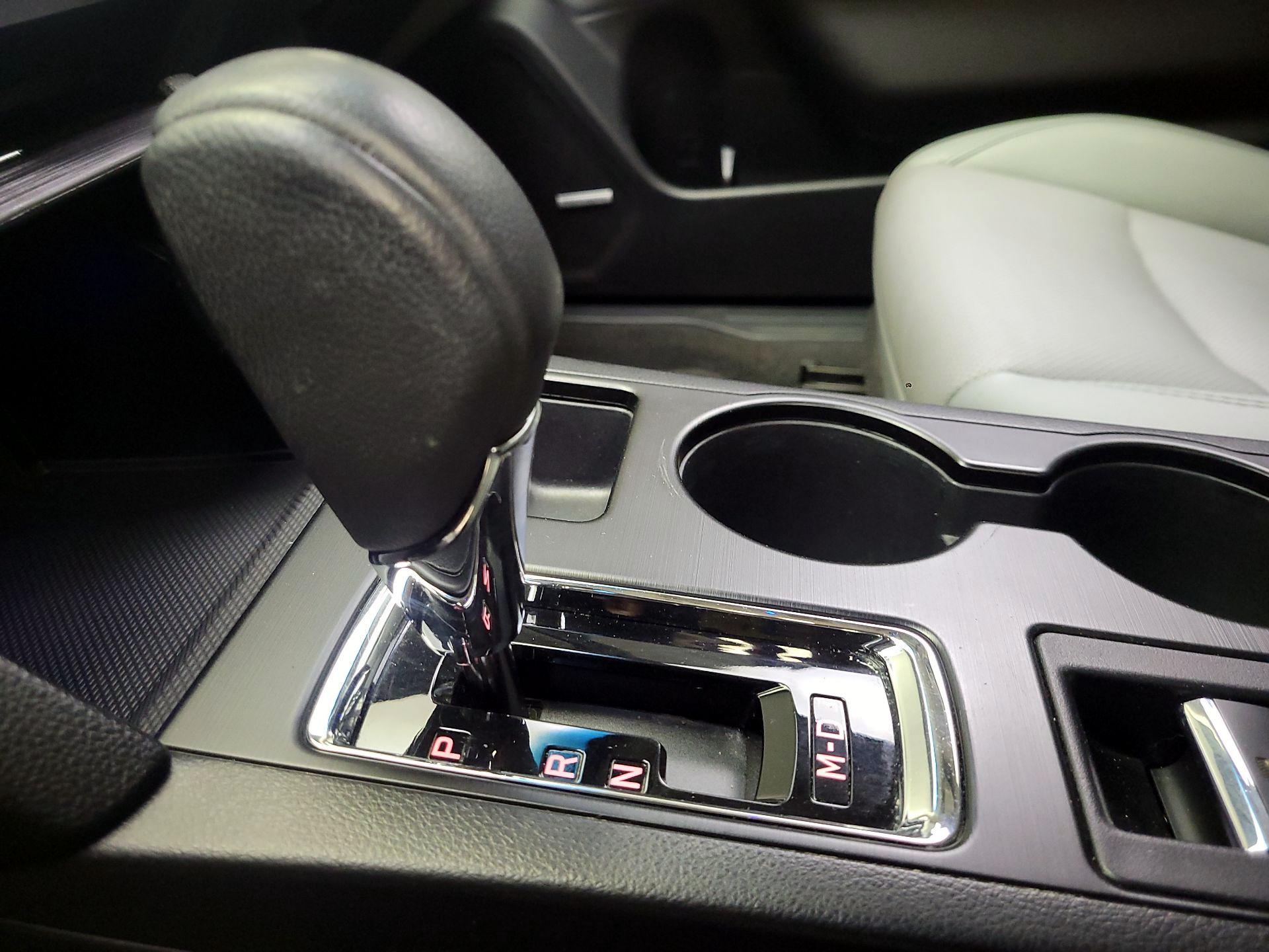 Thumbnail: 2018 Subaru Outback - 18