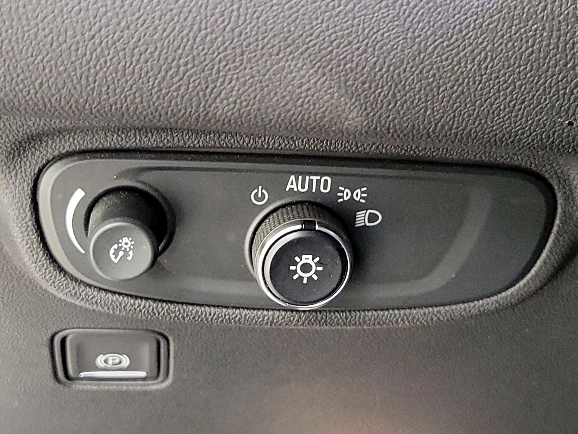 Thumbnail: 2021 GMC Terrain - 13