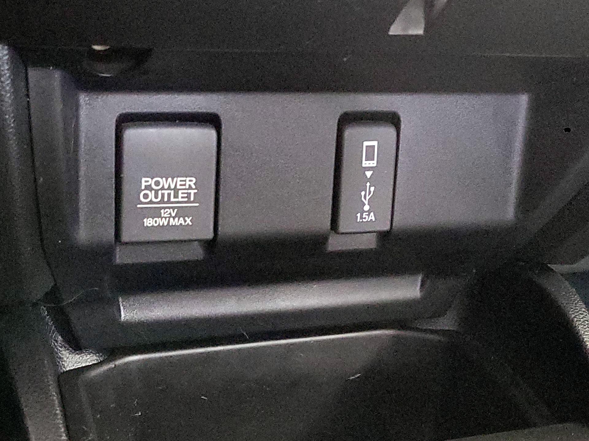 Thumbnail: 2018 Honda Fit - 18