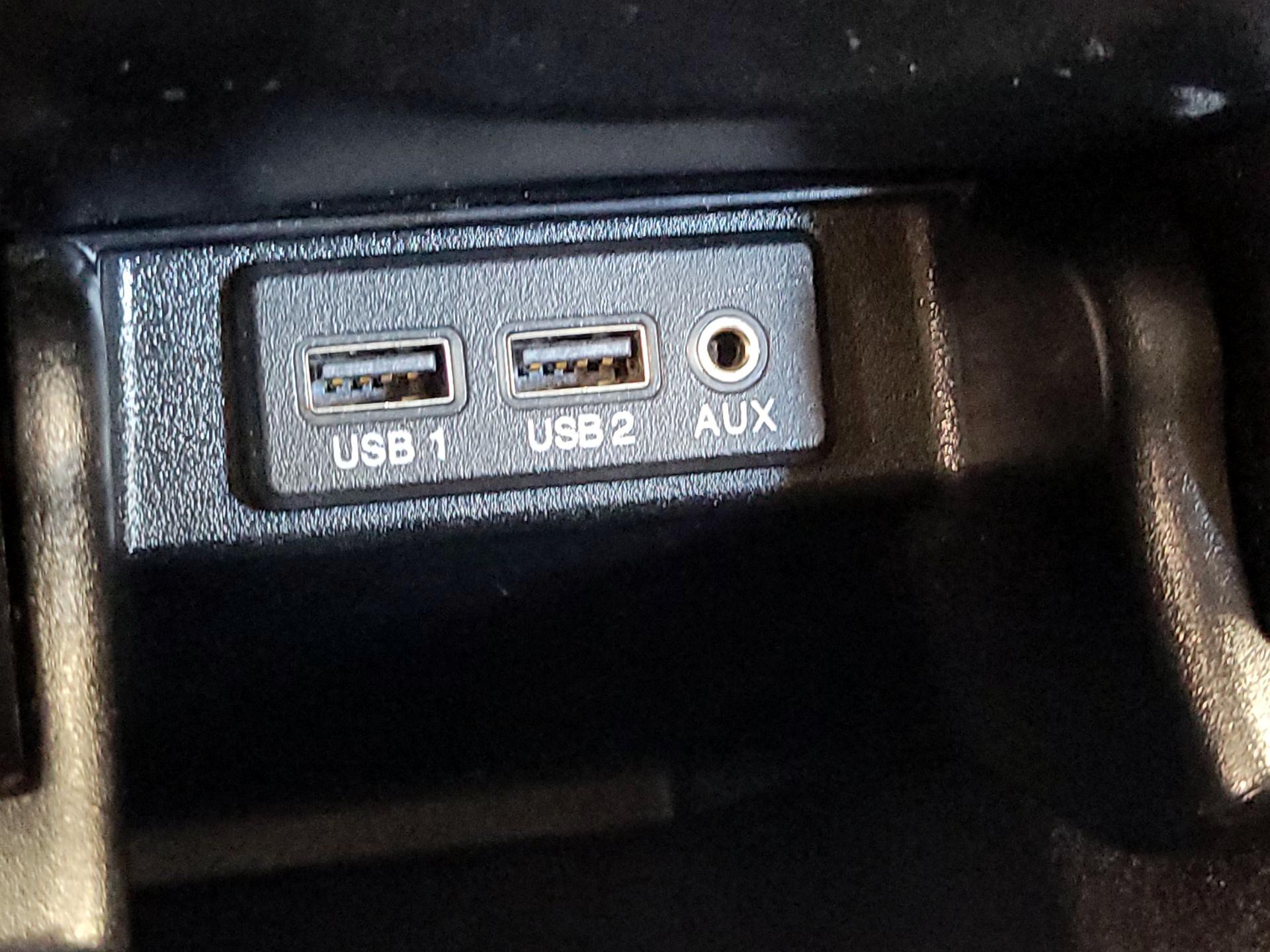 Thumbnail: 2018 Nissan Maxima - 19