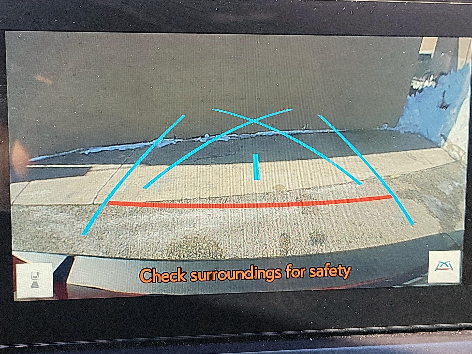 Thumbnail: 2023 Lexus UX - 12