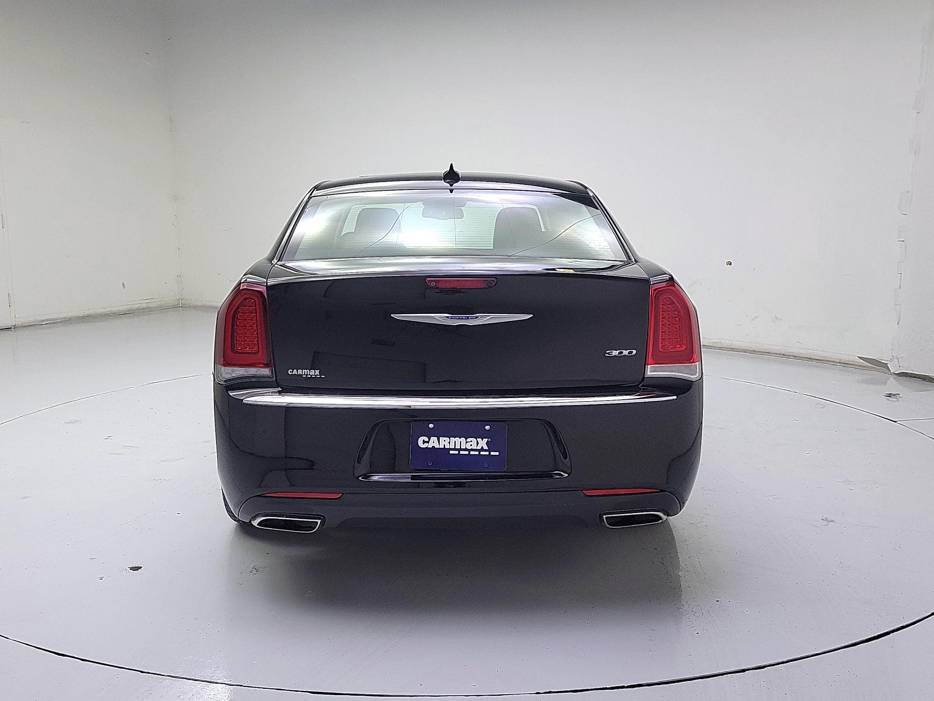 Thumbnail: 2020 Chrysler 300 - 6