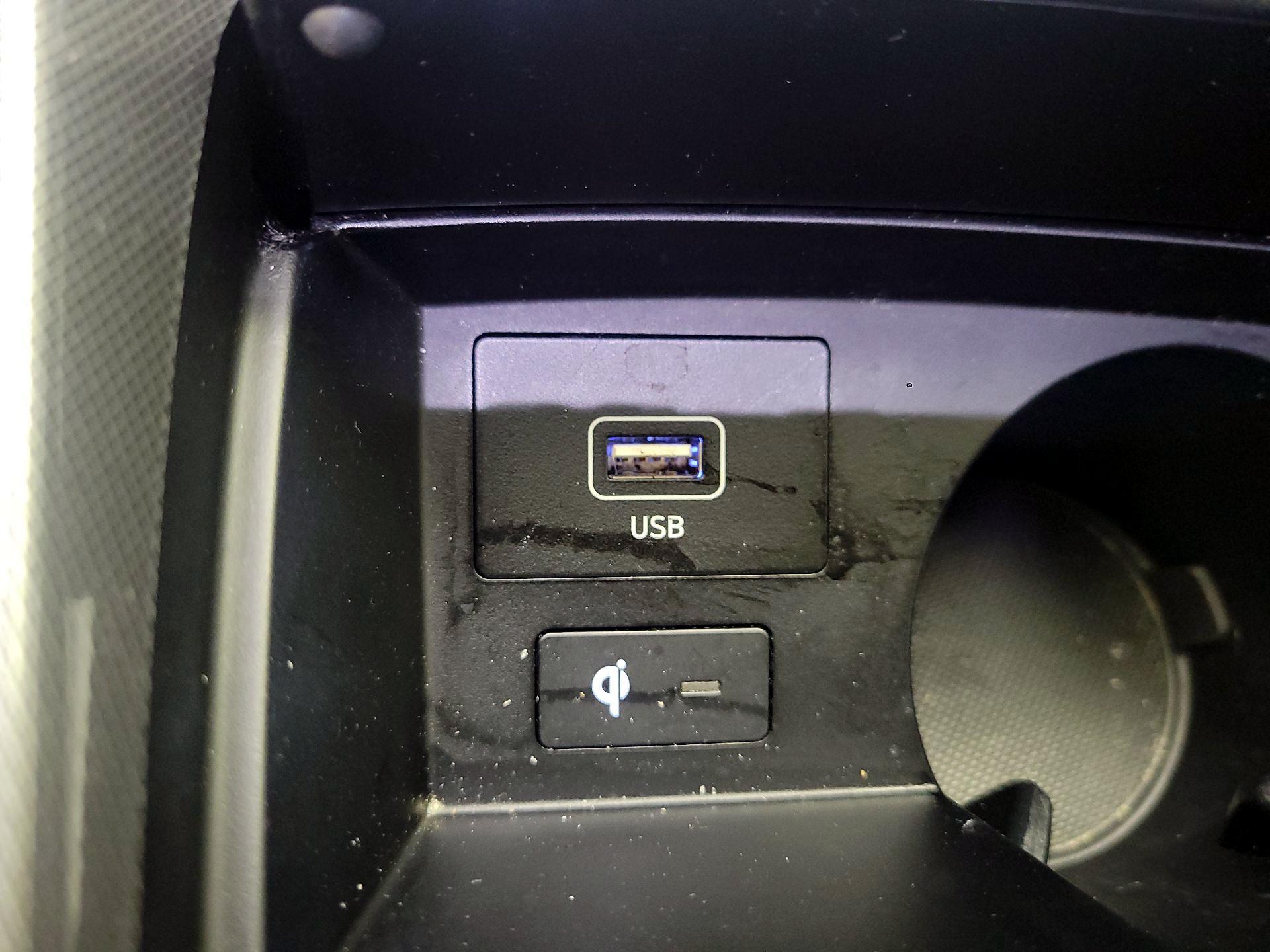 Thumbnail: 2023 Hyundai Santa Fe - 17