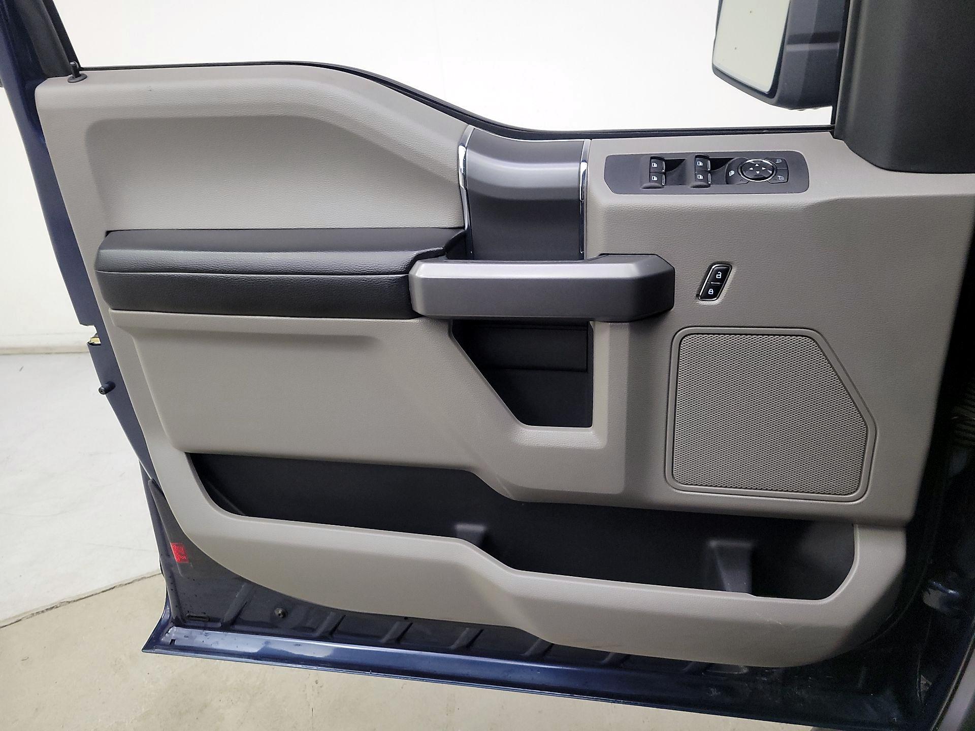 Thumbnail: 2015 Ford F-150 - 12