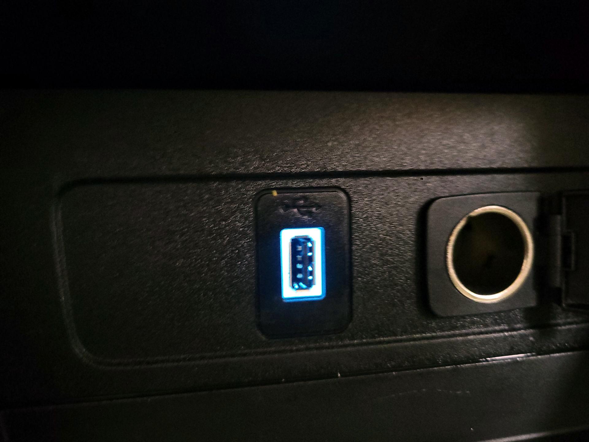 Thumbnail: 2019 Ford Escape - 16